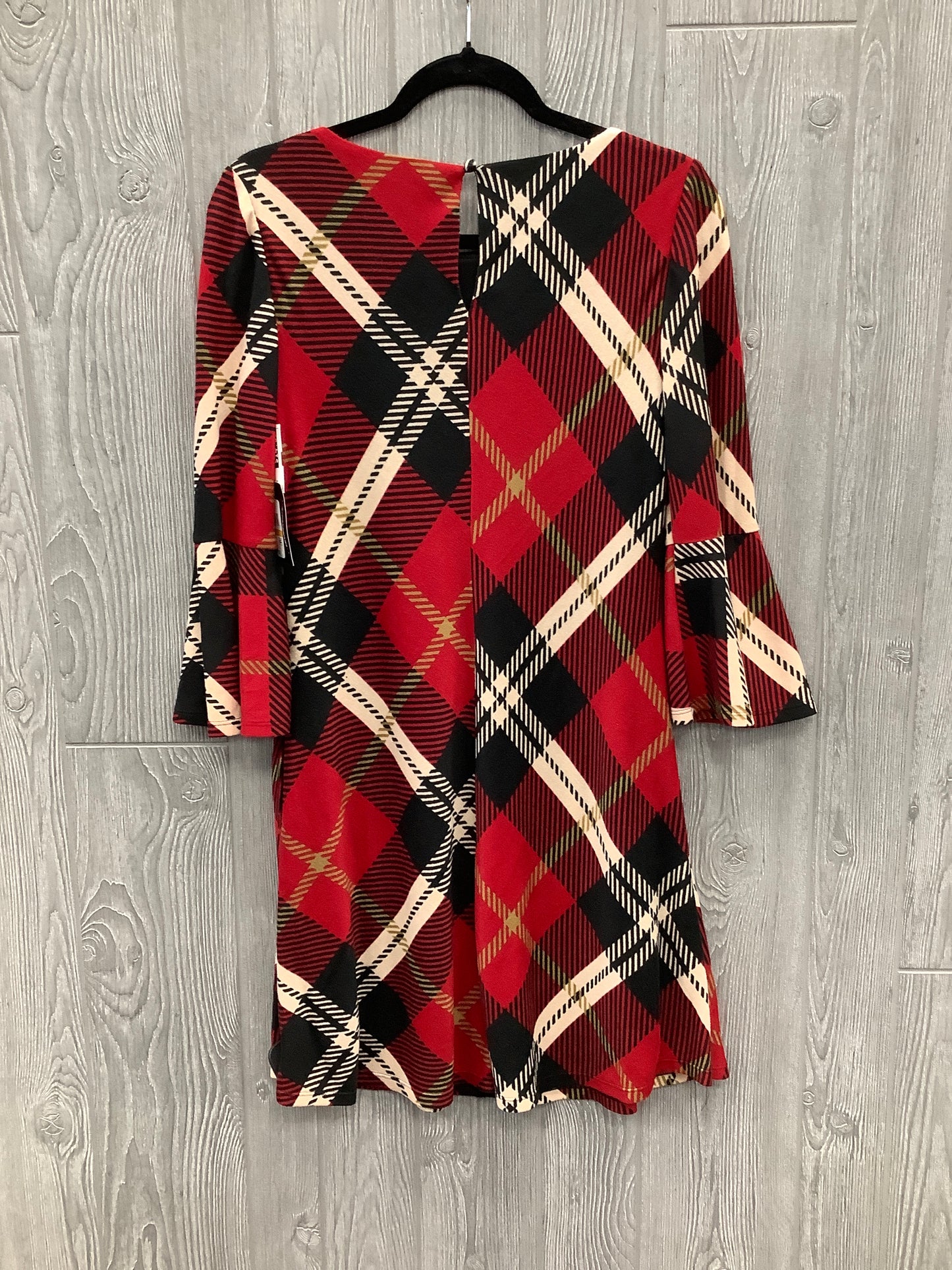 Dress Casual Short By Clothes Mentor In Red, Size: S