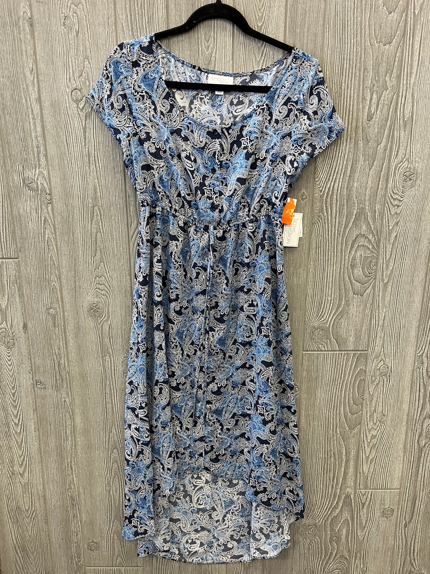 Dress Casual Midi By Morgan Taylor Size: M