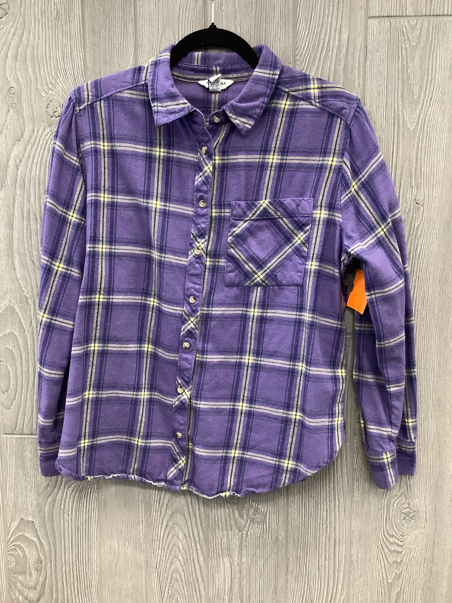 Top Long Sleeve By Arizona In Plaid Pattern, Size: L