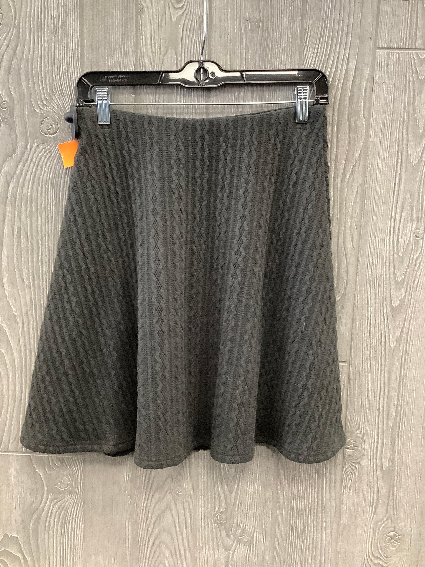 Skirt Mini & Short By Very J In Grey, Size: 4