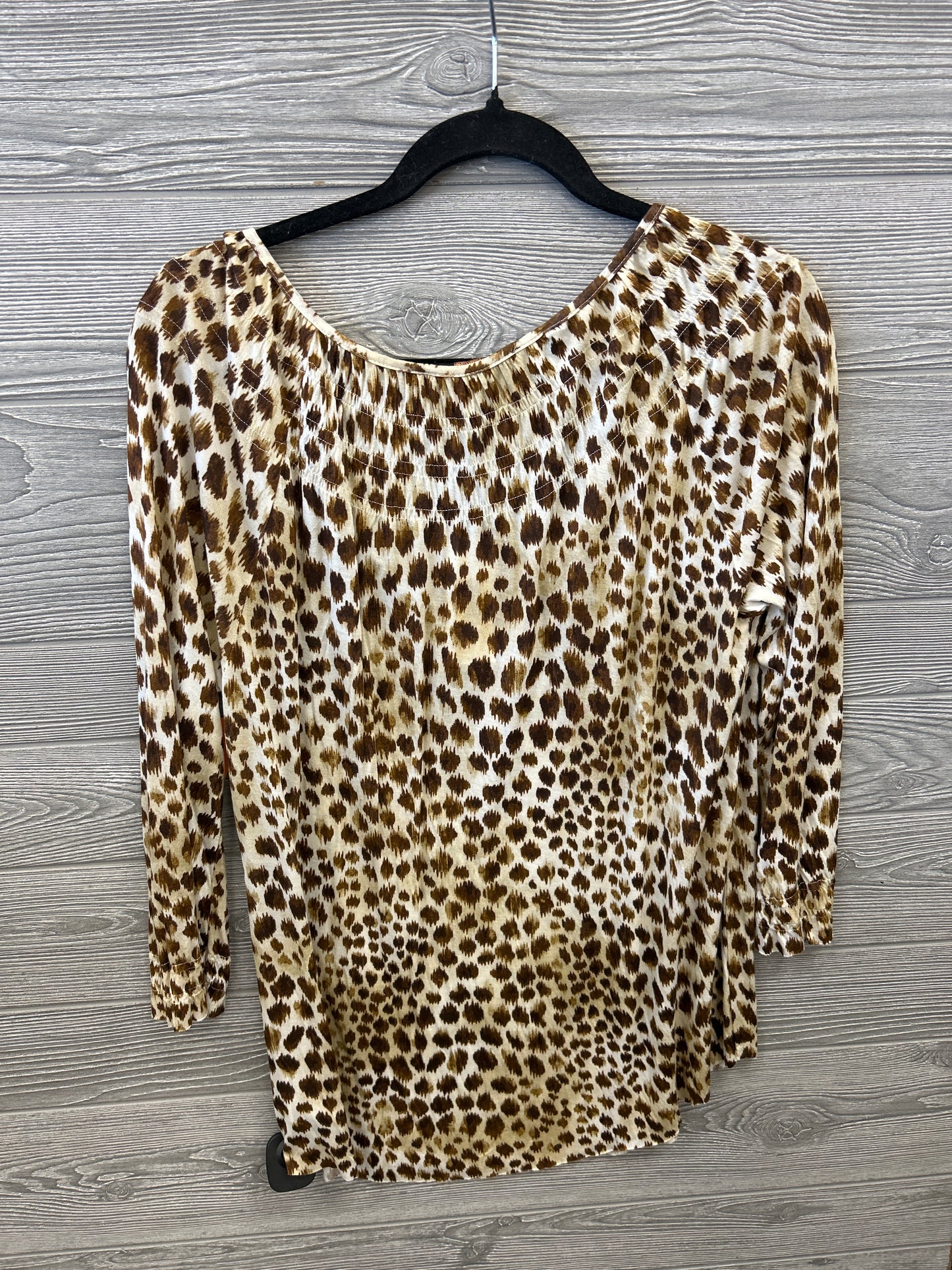 Top Long Sleeve By Victor Size: M