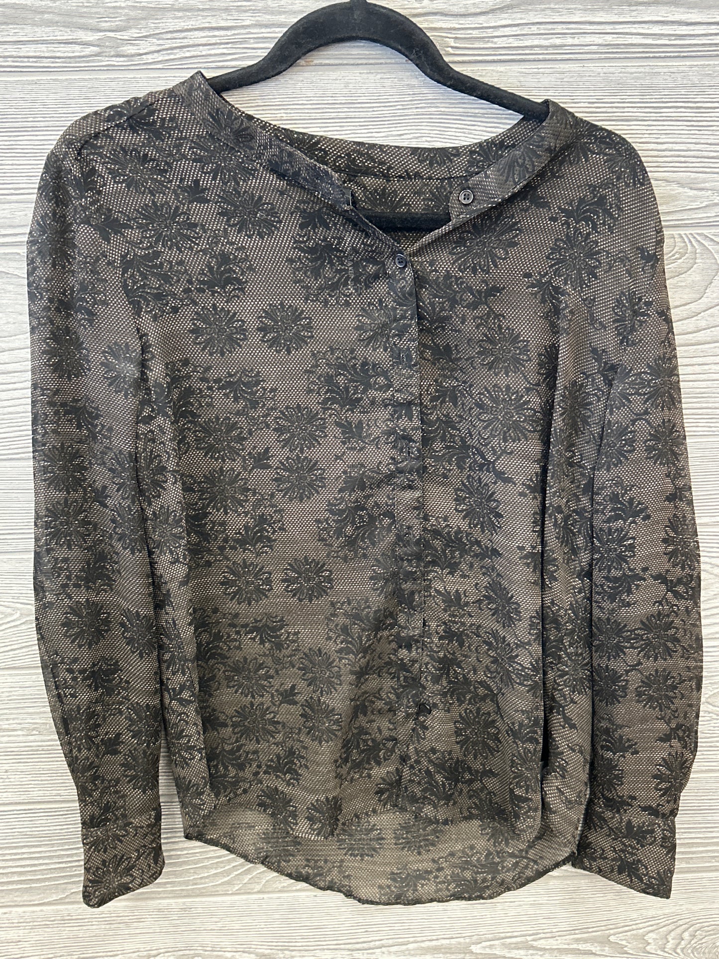 Top Long Sleeve By Clothes Mentor Size: Xs
