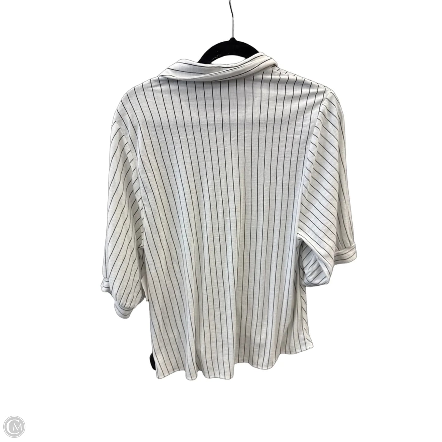 Top Short Sleeve By Clothes Mentor In Striped Pattern, Size: M