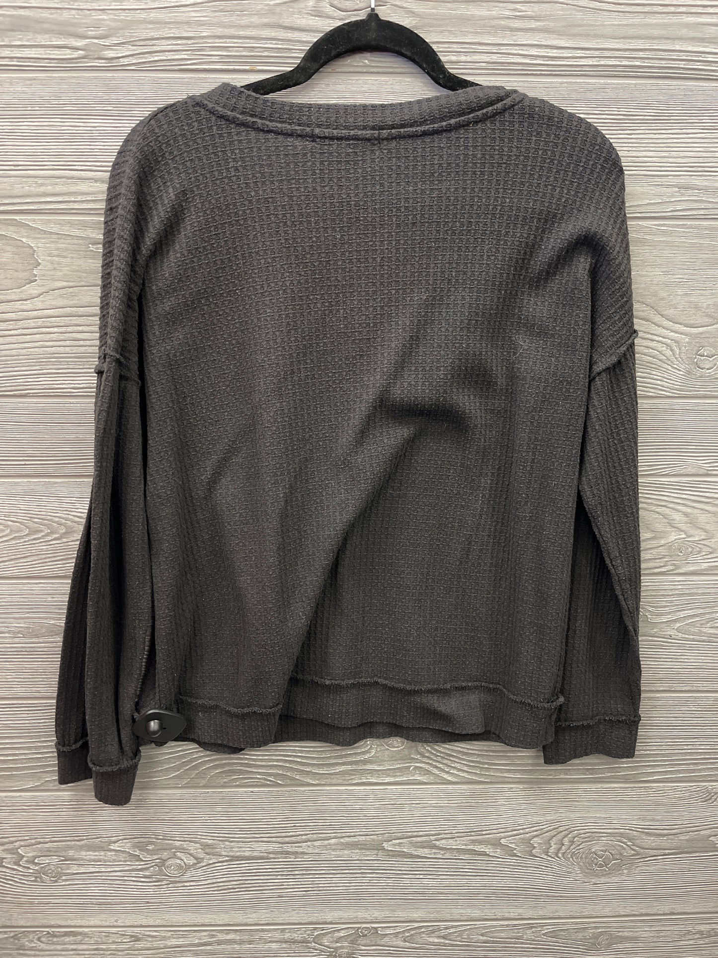 Top Long Sleeve By Clothes Mentor In Black, Size: S