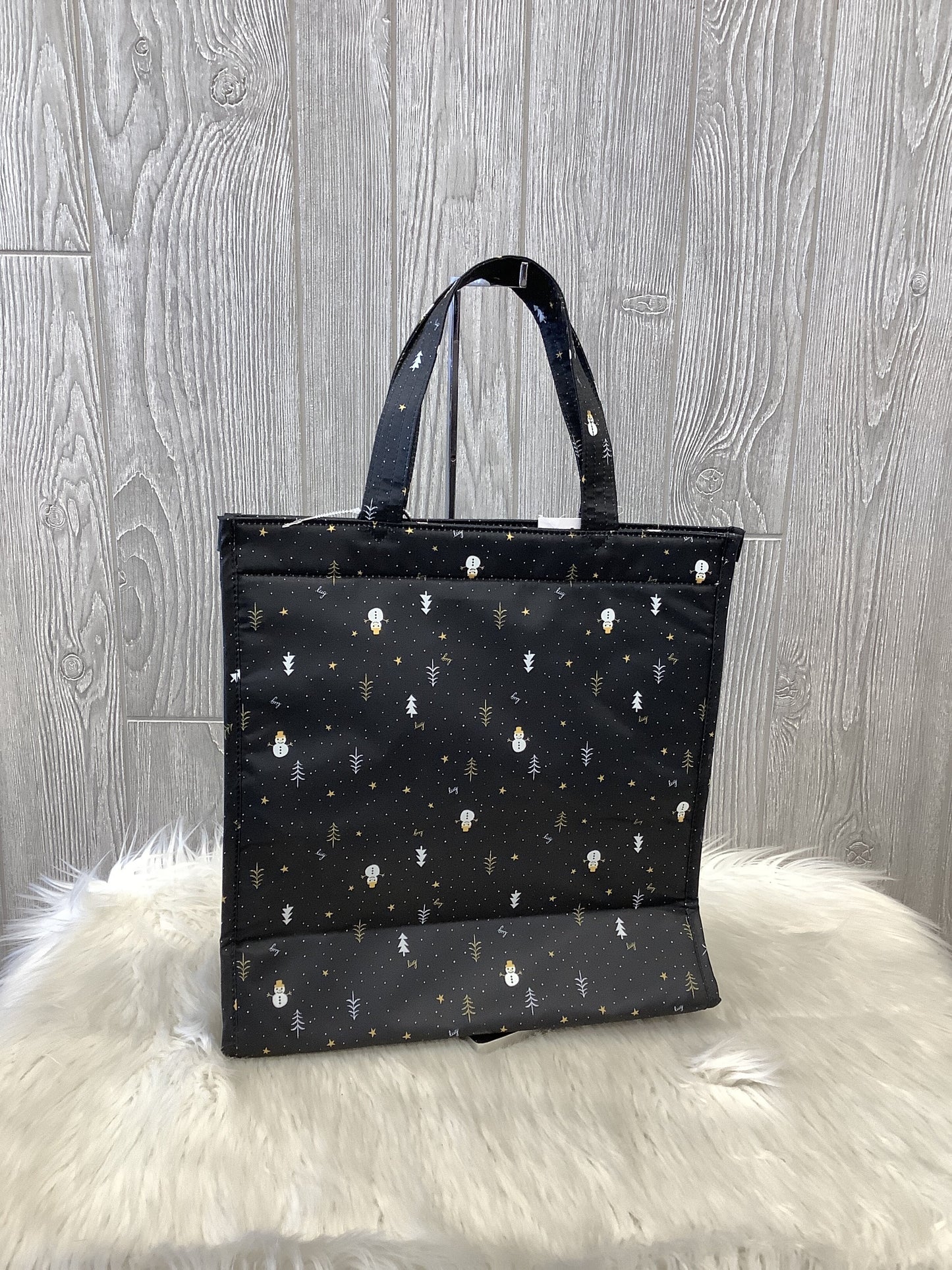 Tote By Clothes Mentor Size: Medium
