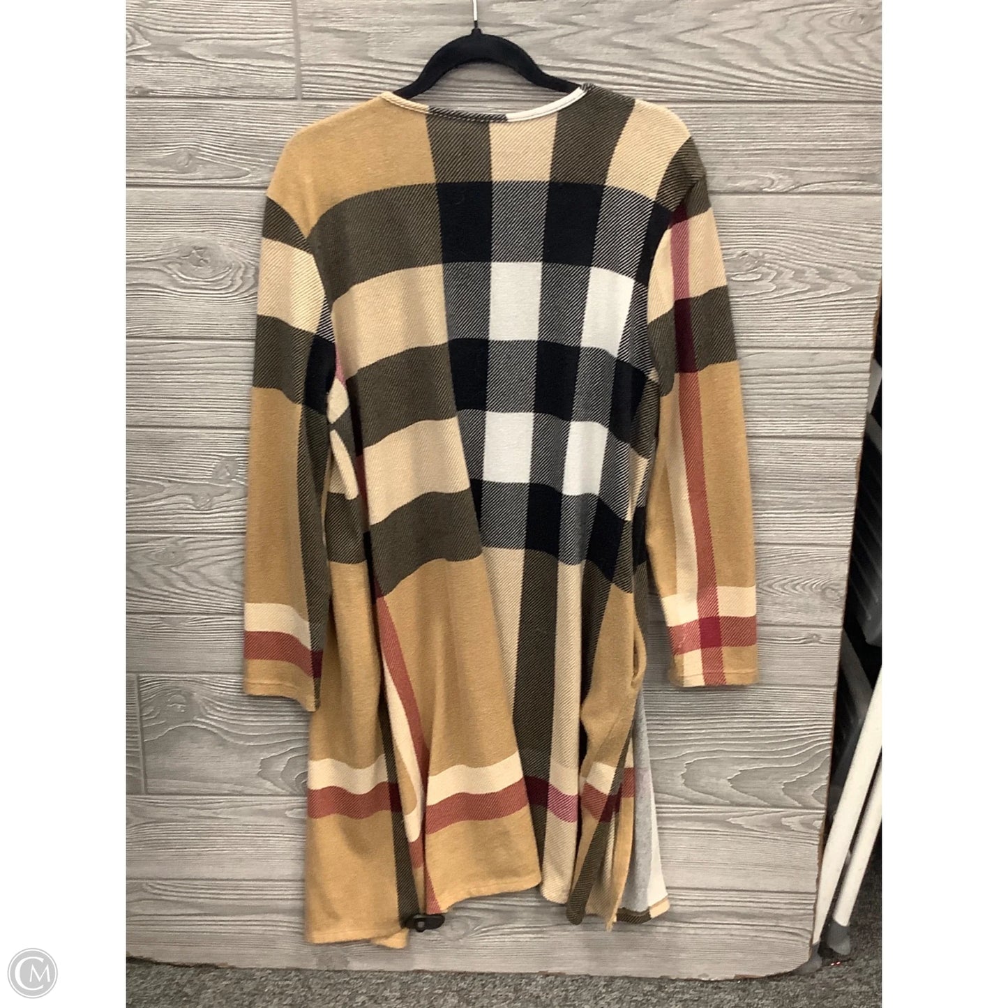 Cardigan By Clothes Mentor In Plaid Pattern, Size: L