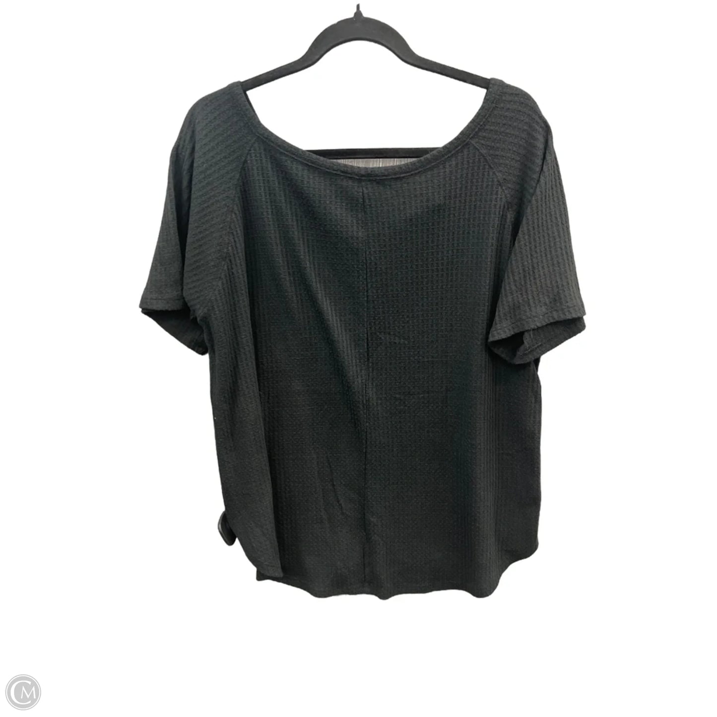 Top Short Sleeve By Clothes Mentor In Black, Size: L