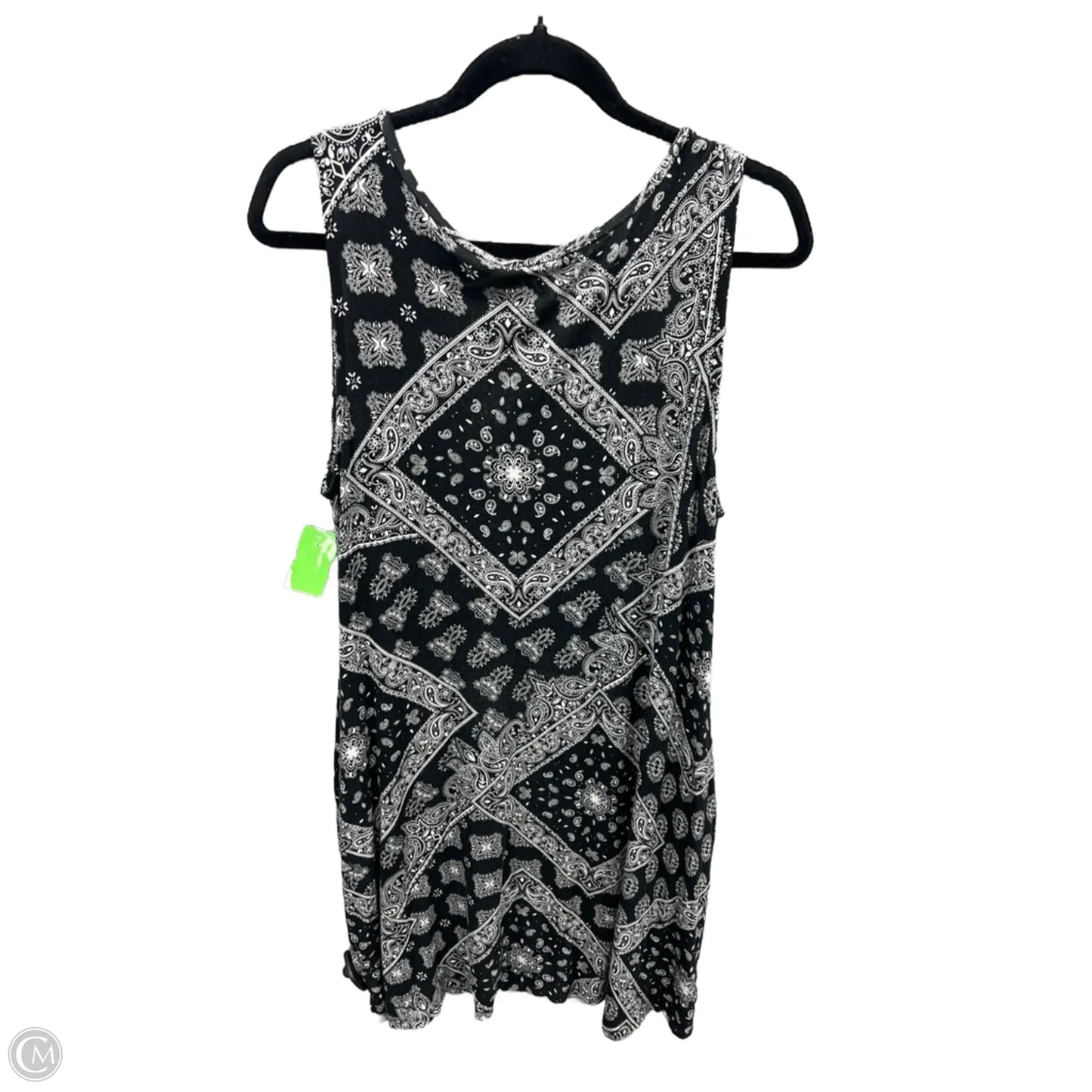 Dress Casual Short By Maurices In Black & White, Size: L