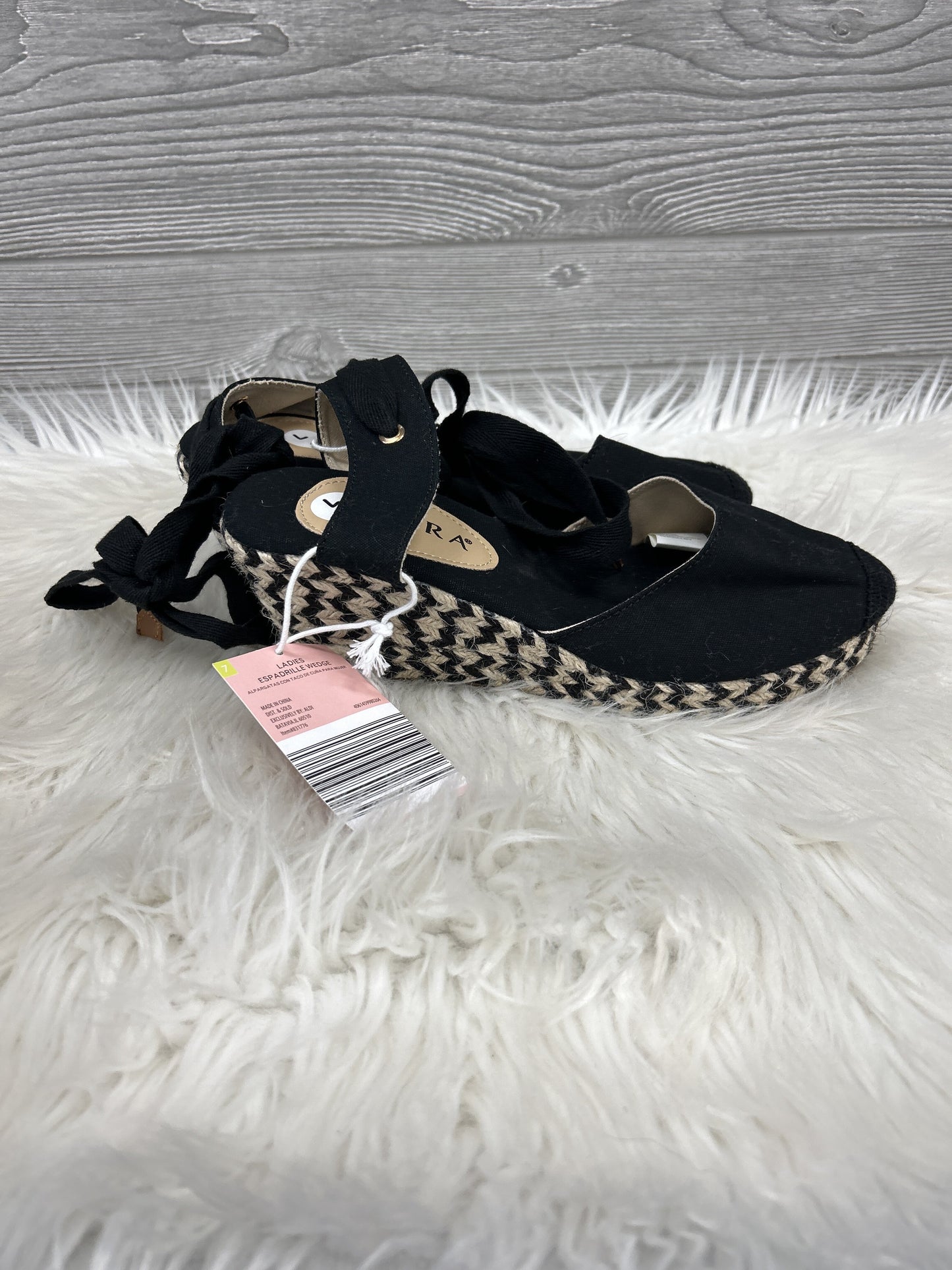 Shoes Heels Wedge By Serra Size: 7