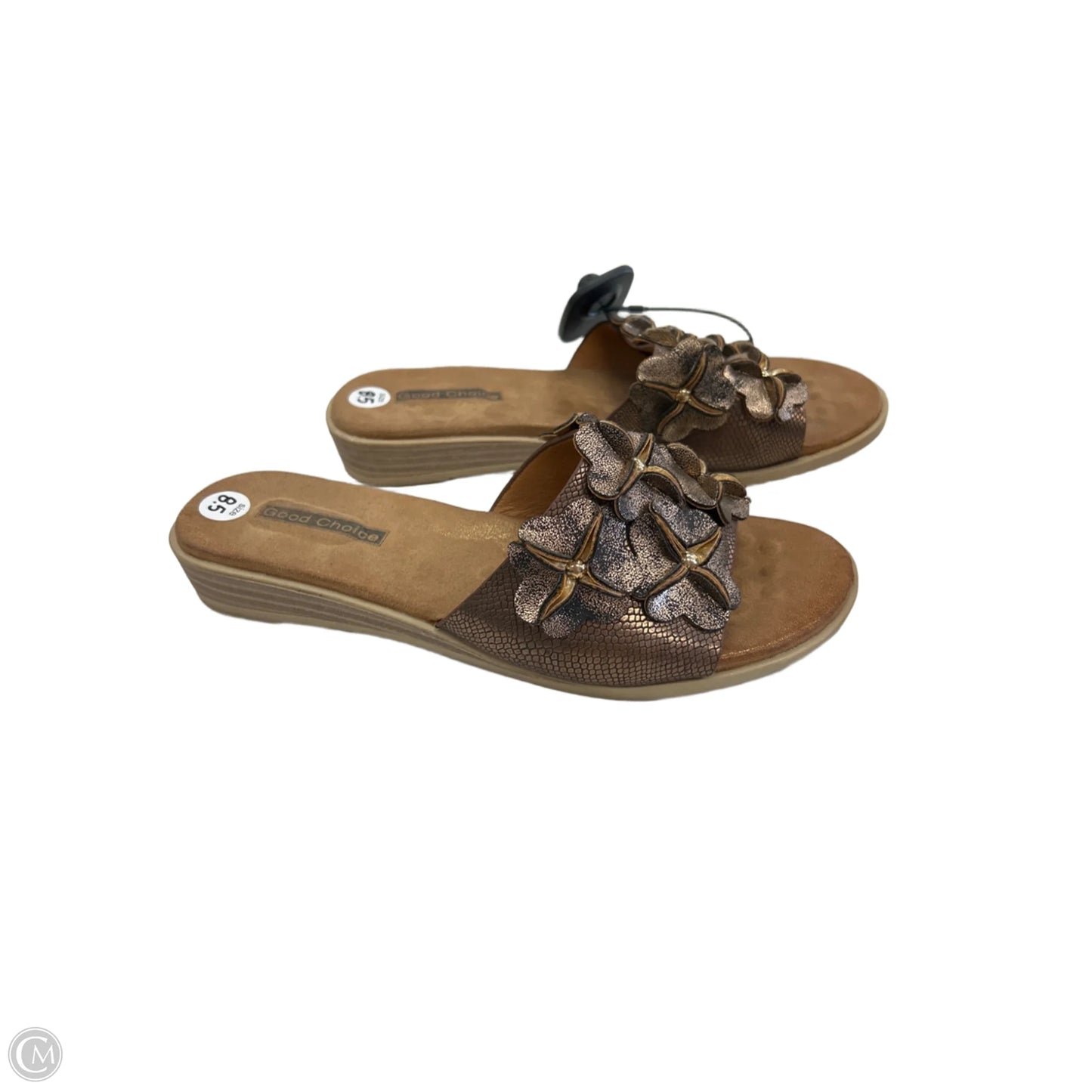 Sandals Flats By Clothes Mentor In Bronze, Size: 8.5