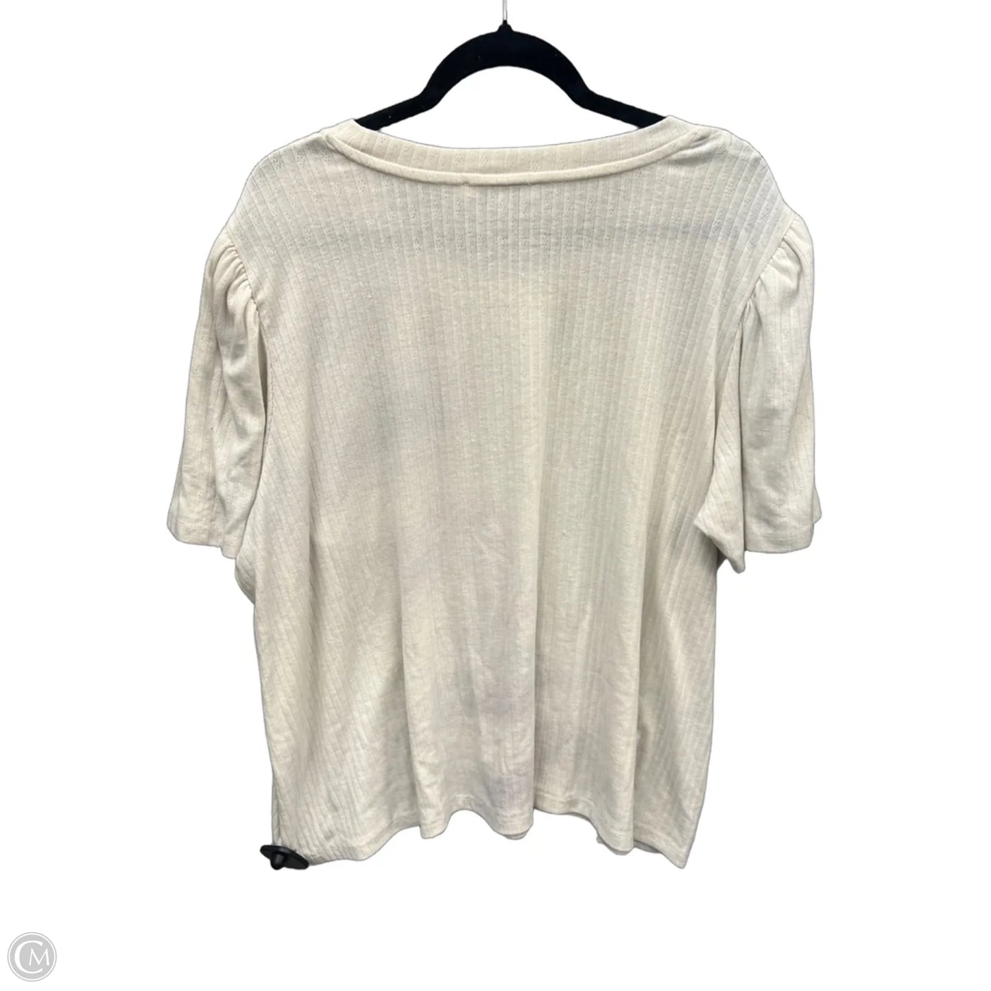Top Short Sleeve By Rose And Olive In Beige, Size: 2x
