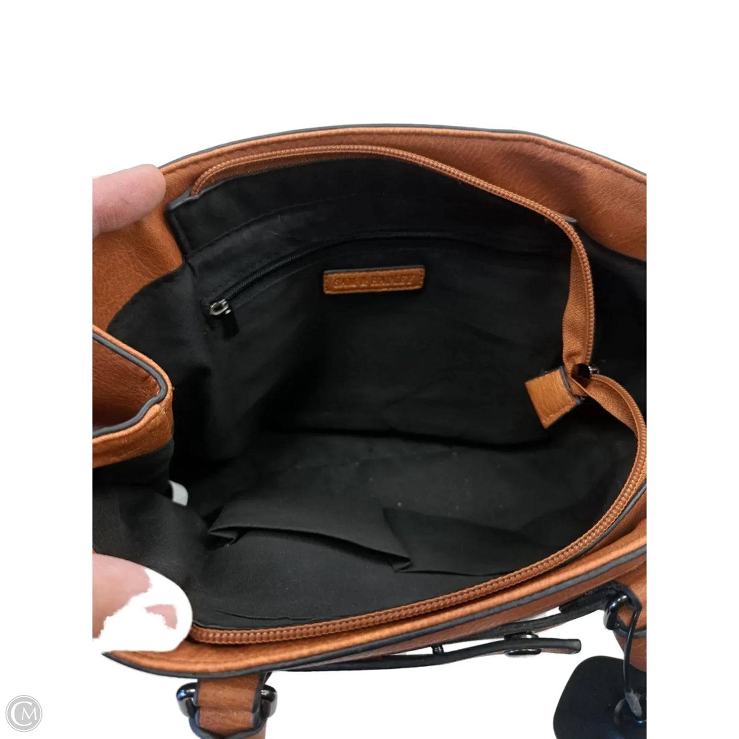 Handbag By Clothes Mentor, Size: Medium