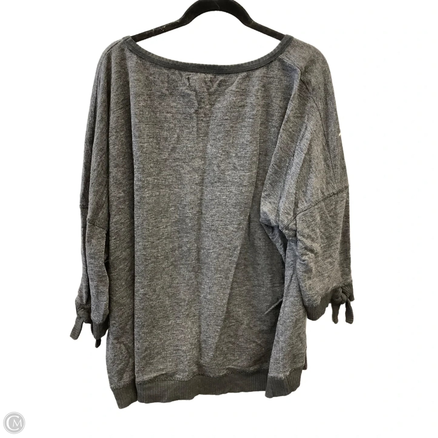 Top Long Sleeve By Maurices In Grey, Size: 3x
