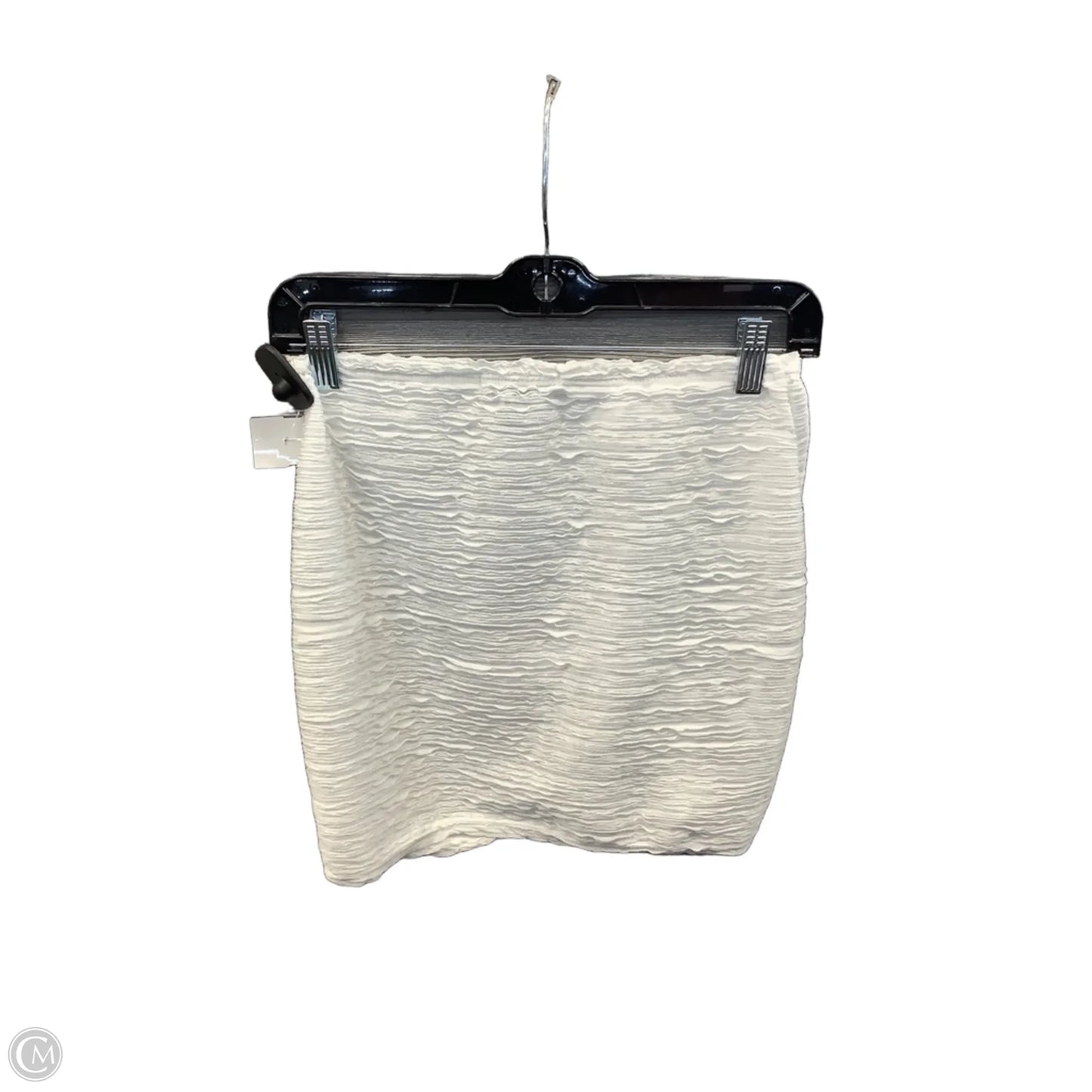 Skirt Mini & Short By Pretty Little Thing In White, Size: 8