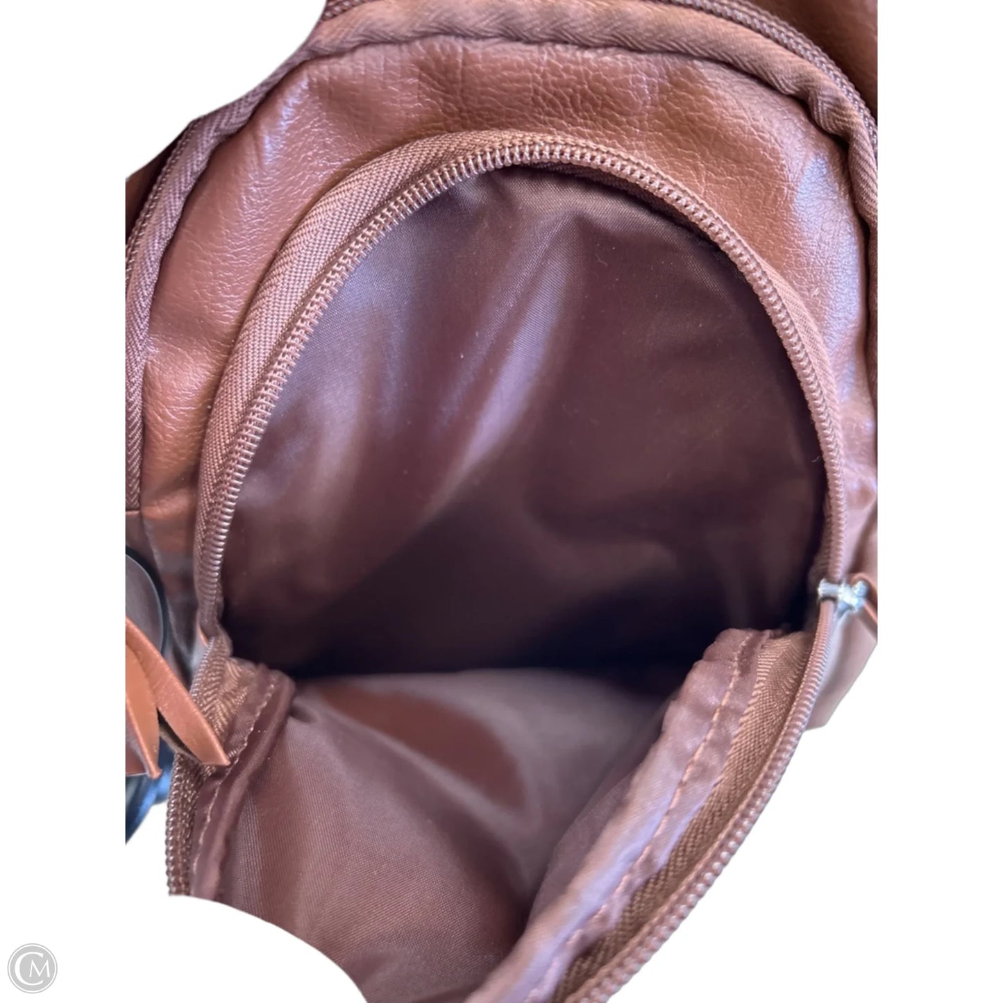 Crossbody By Just Be, Size: Medium