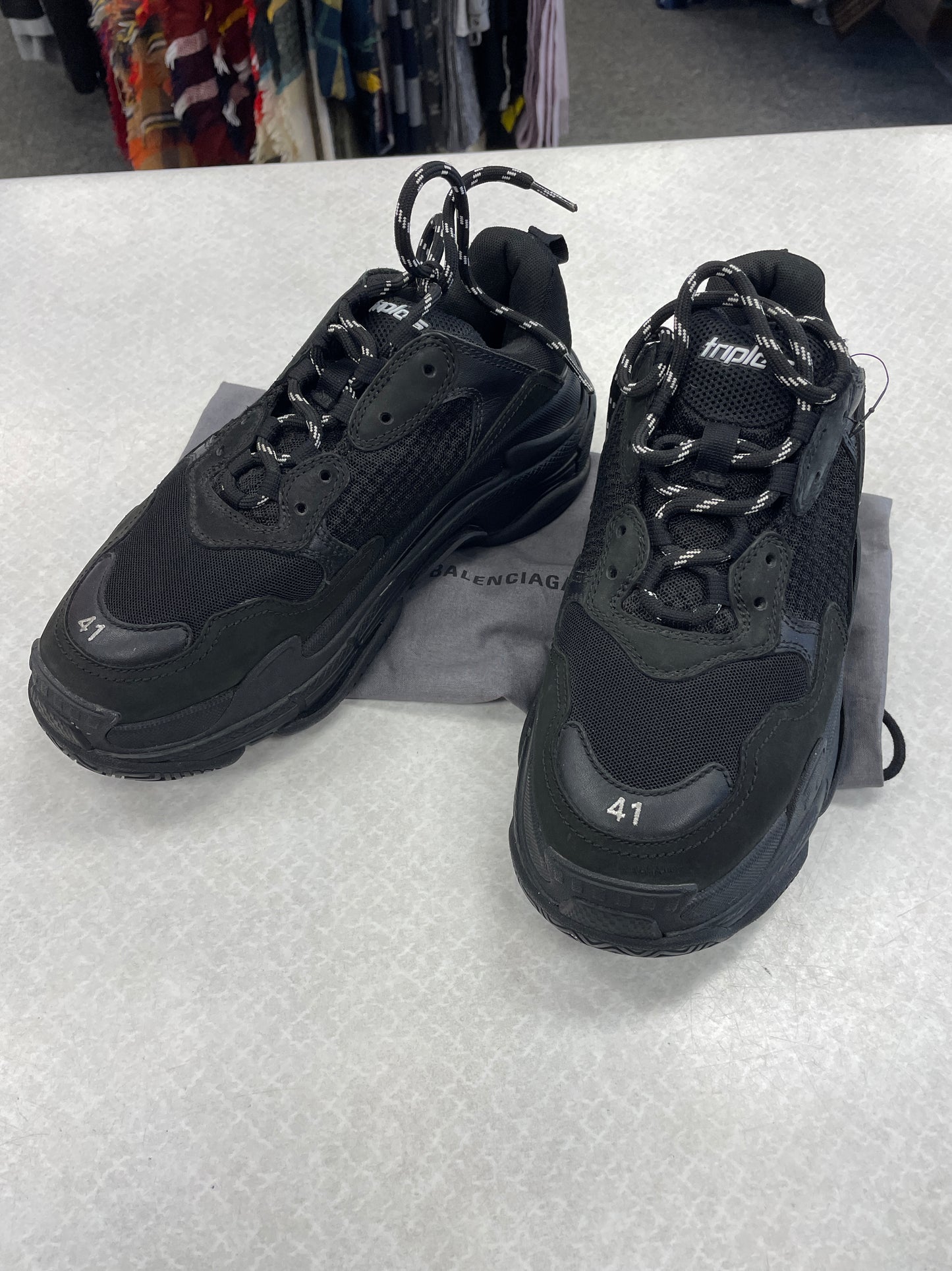 Shoes Designer By Balenciaga Size: 11