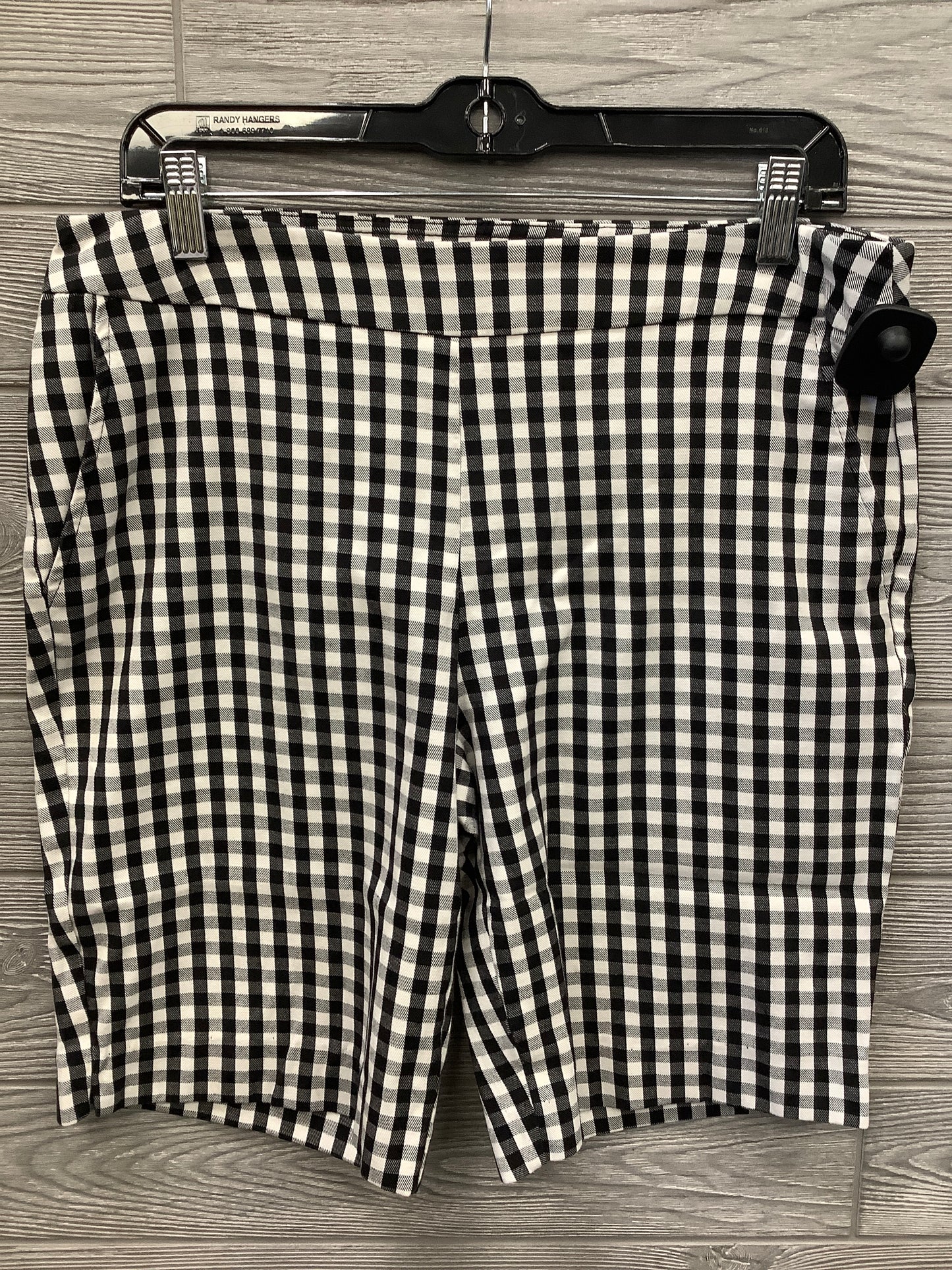Shorts By Time And Tru Size: 8