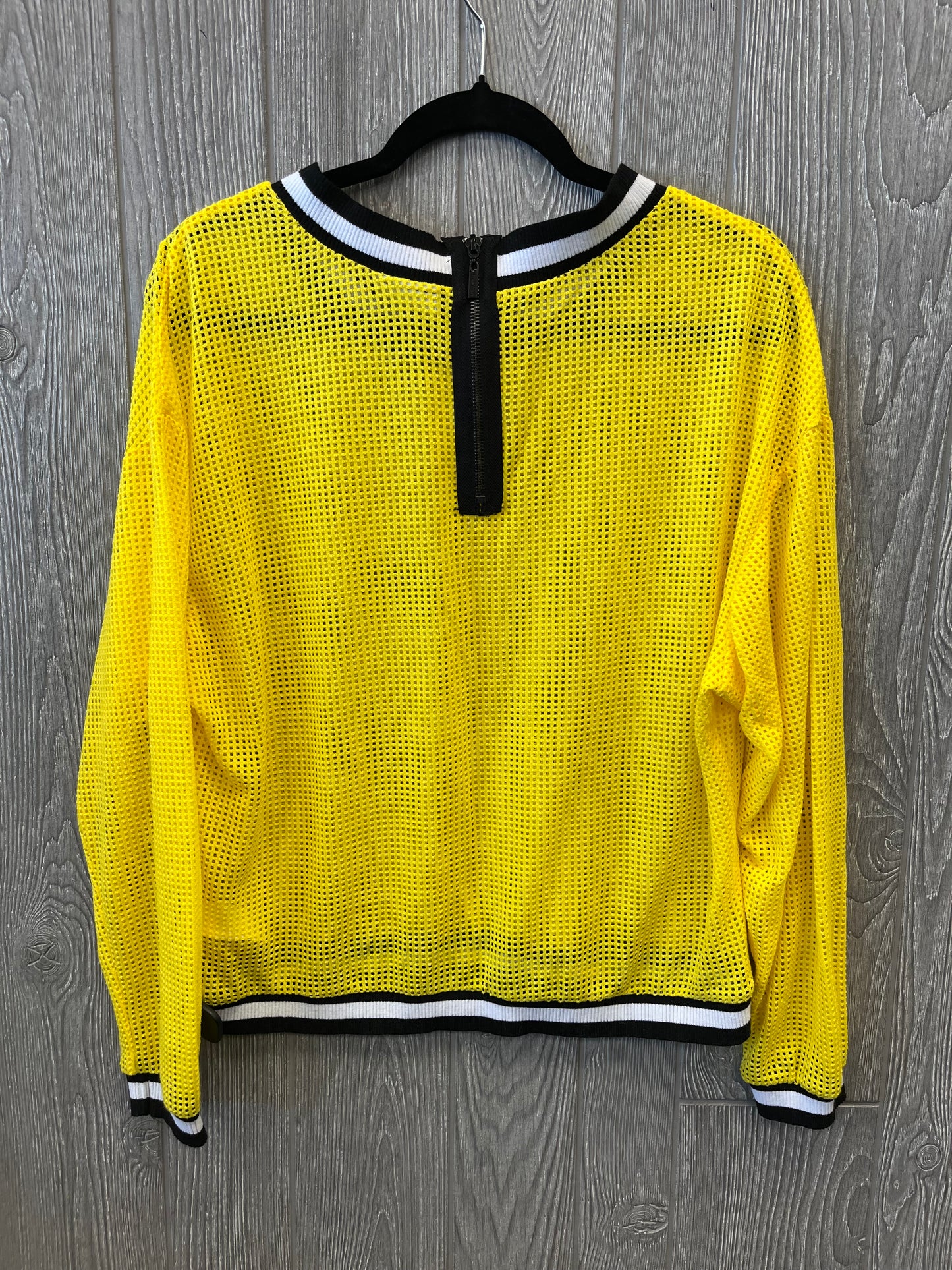 Top Long Sleeve By Bisou Bisou In Yellow, Size: L