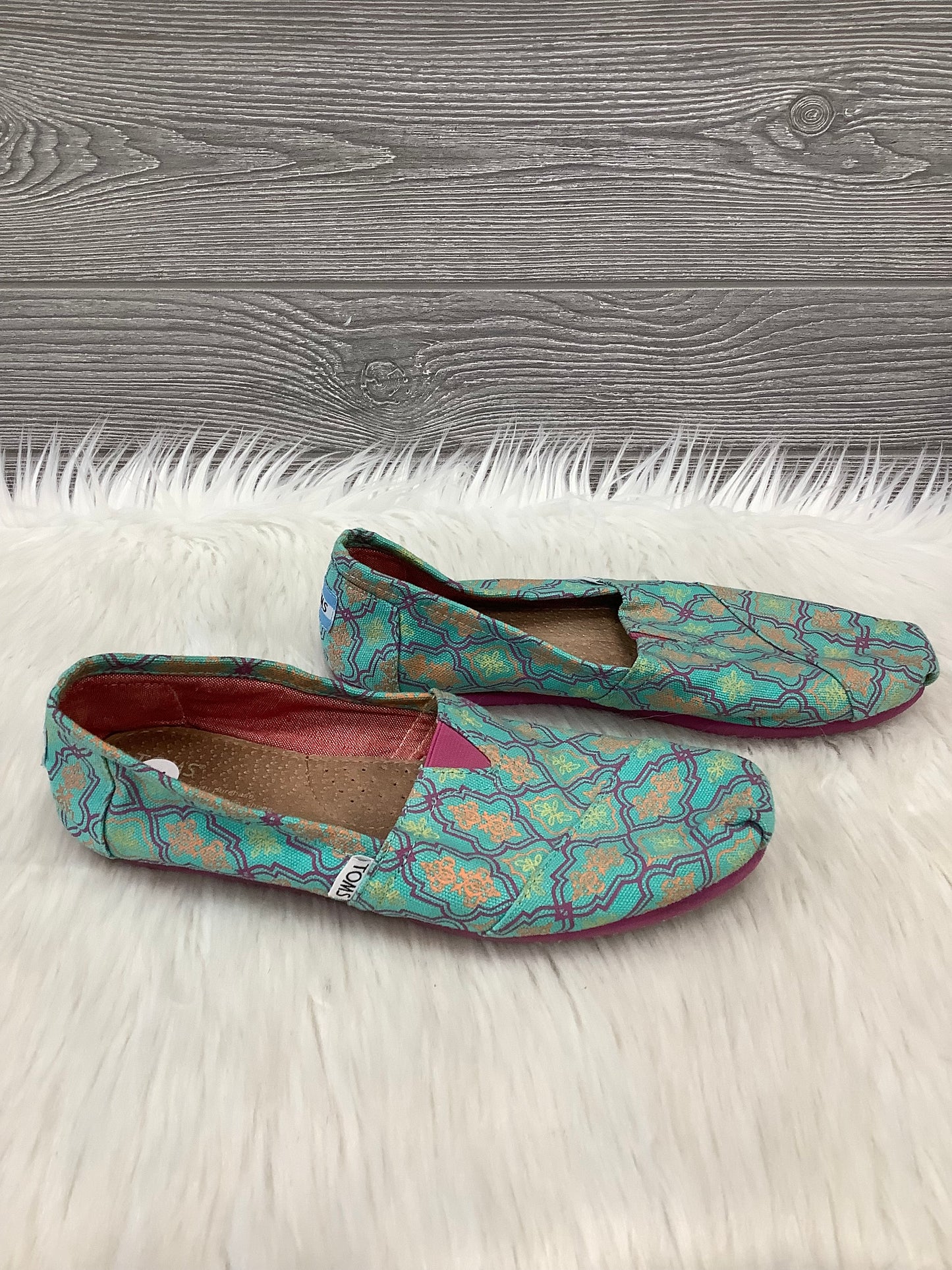 Shoes Flats By Toms  Size: 9