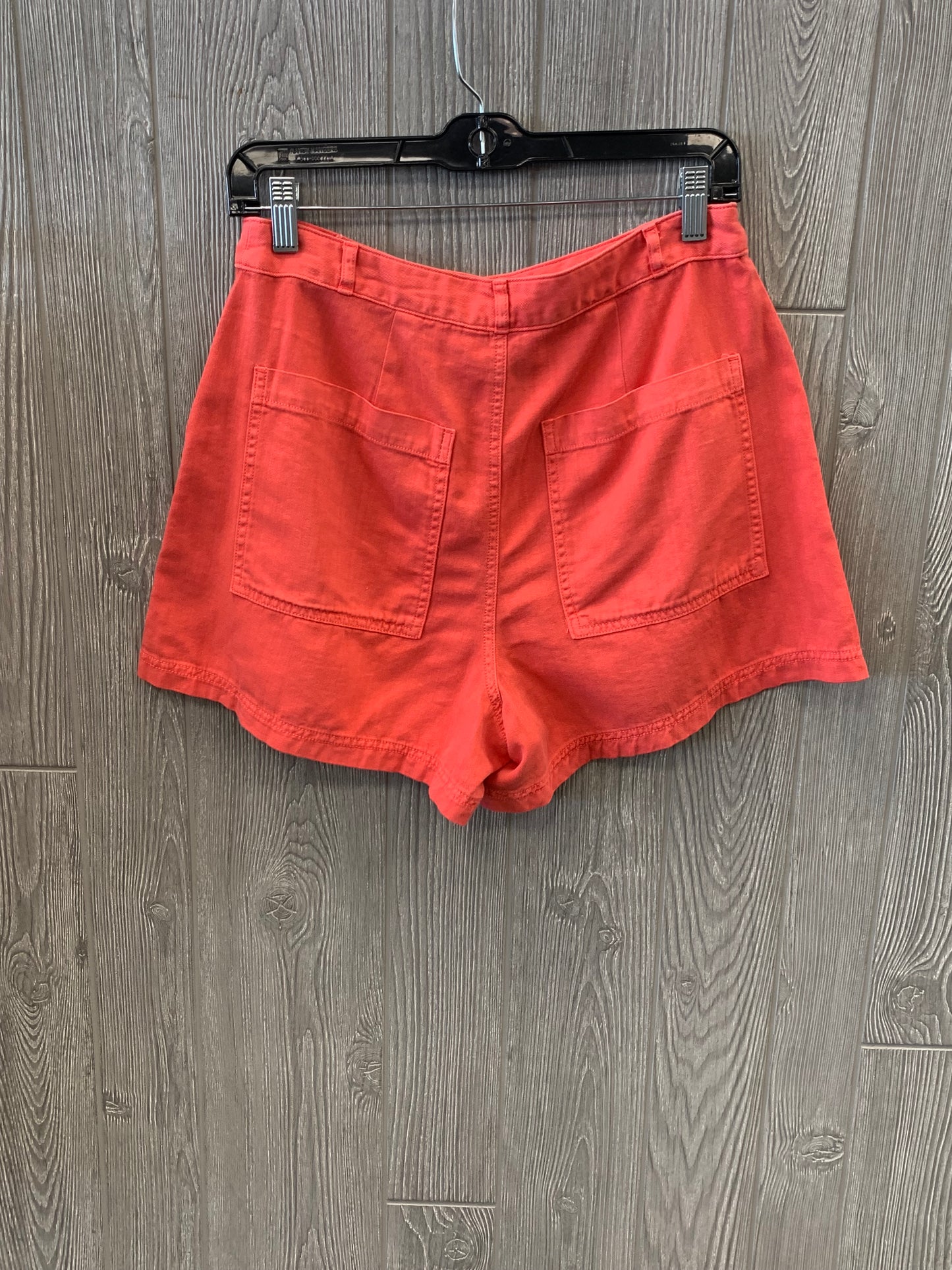 Shorts By Universal Thread  Size: 8