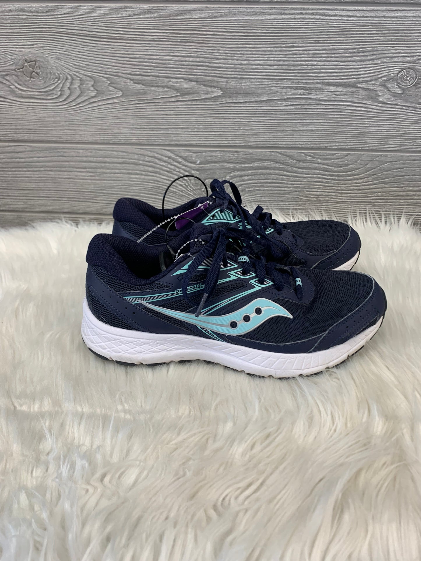 Shoes Athletic By Saucony In Navy, Size: 9