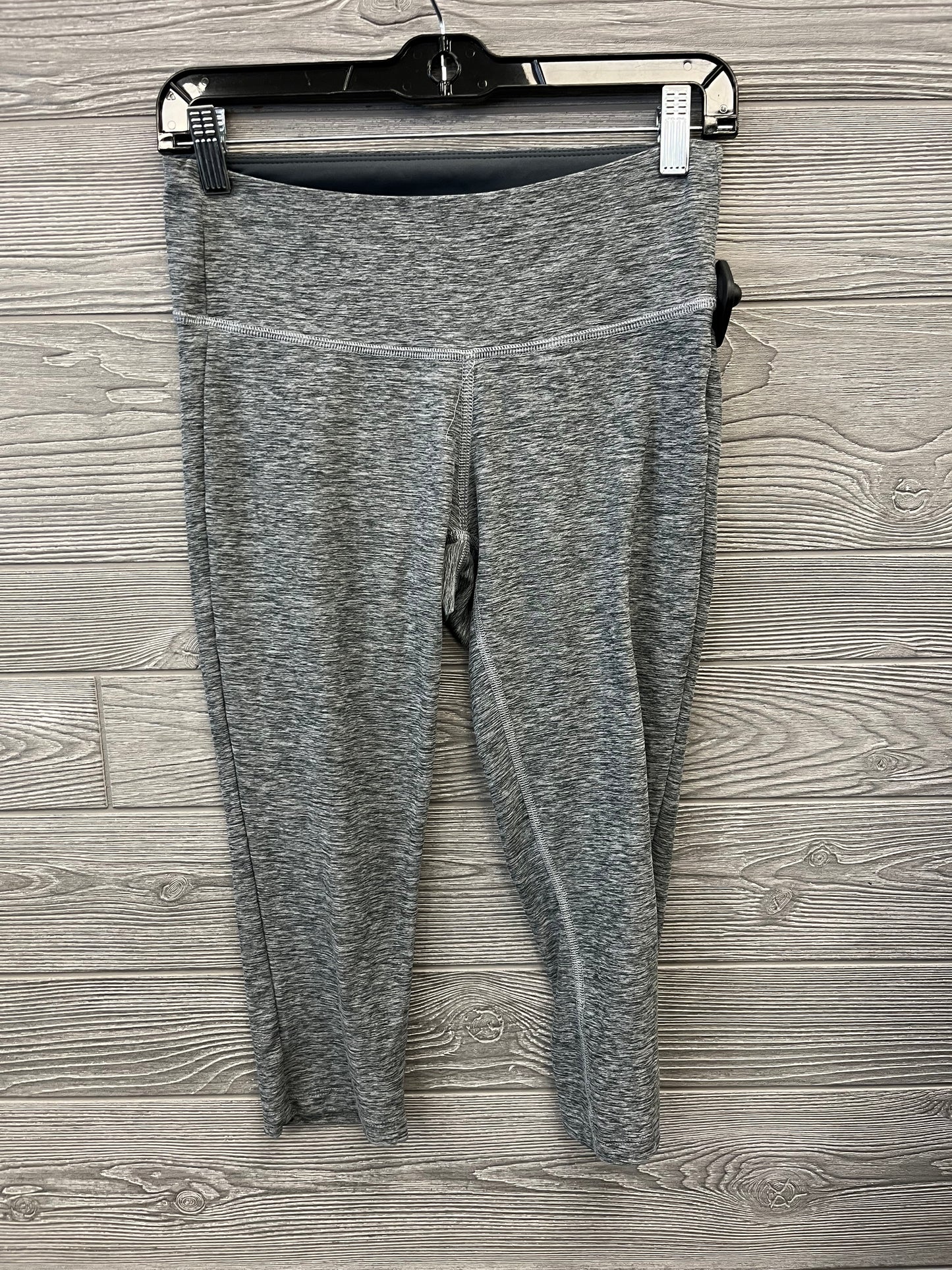 Athletic Leggings Capris By New Balance In Grey, Size: M