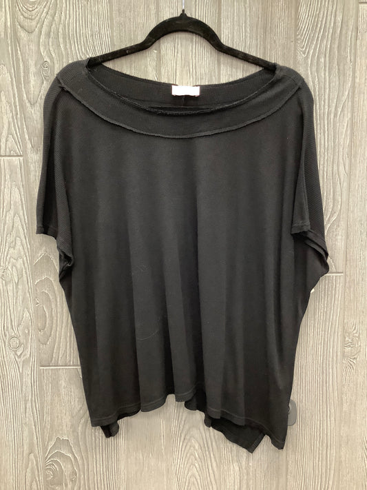 Top Short Sleeve By Pink Lily In Black, Size: M