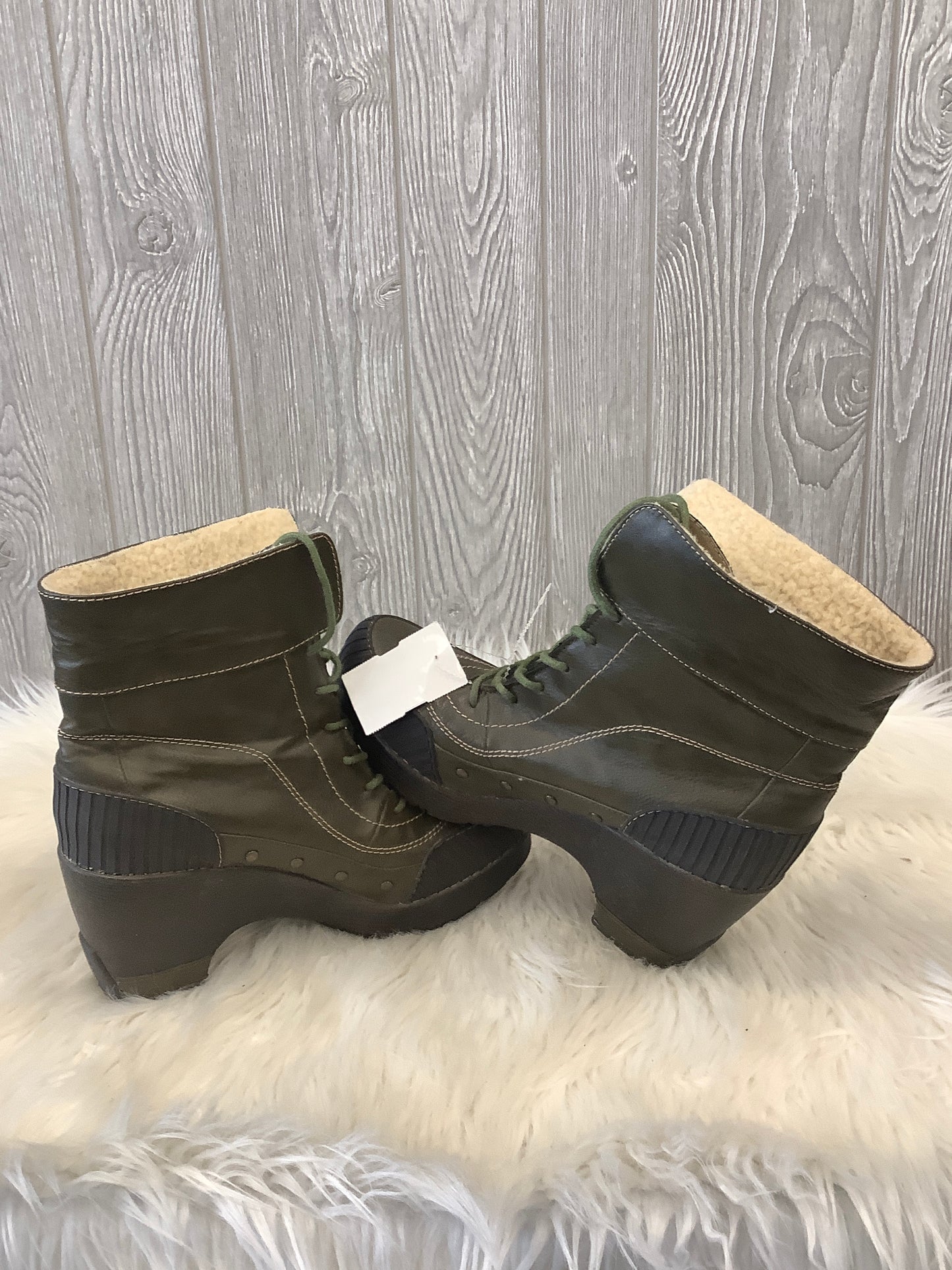 Boots Ankle Heels By Jambu In Green, Size: 8