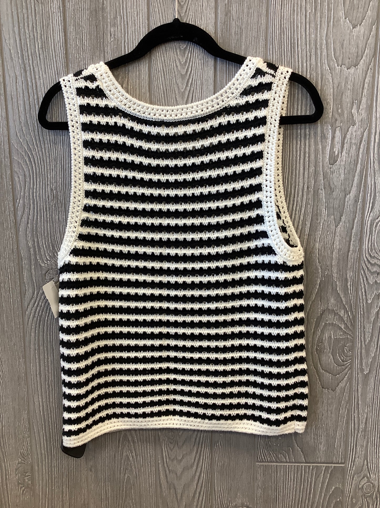 Vest Sweater By Jessica Simpson In Black & White, Size: M