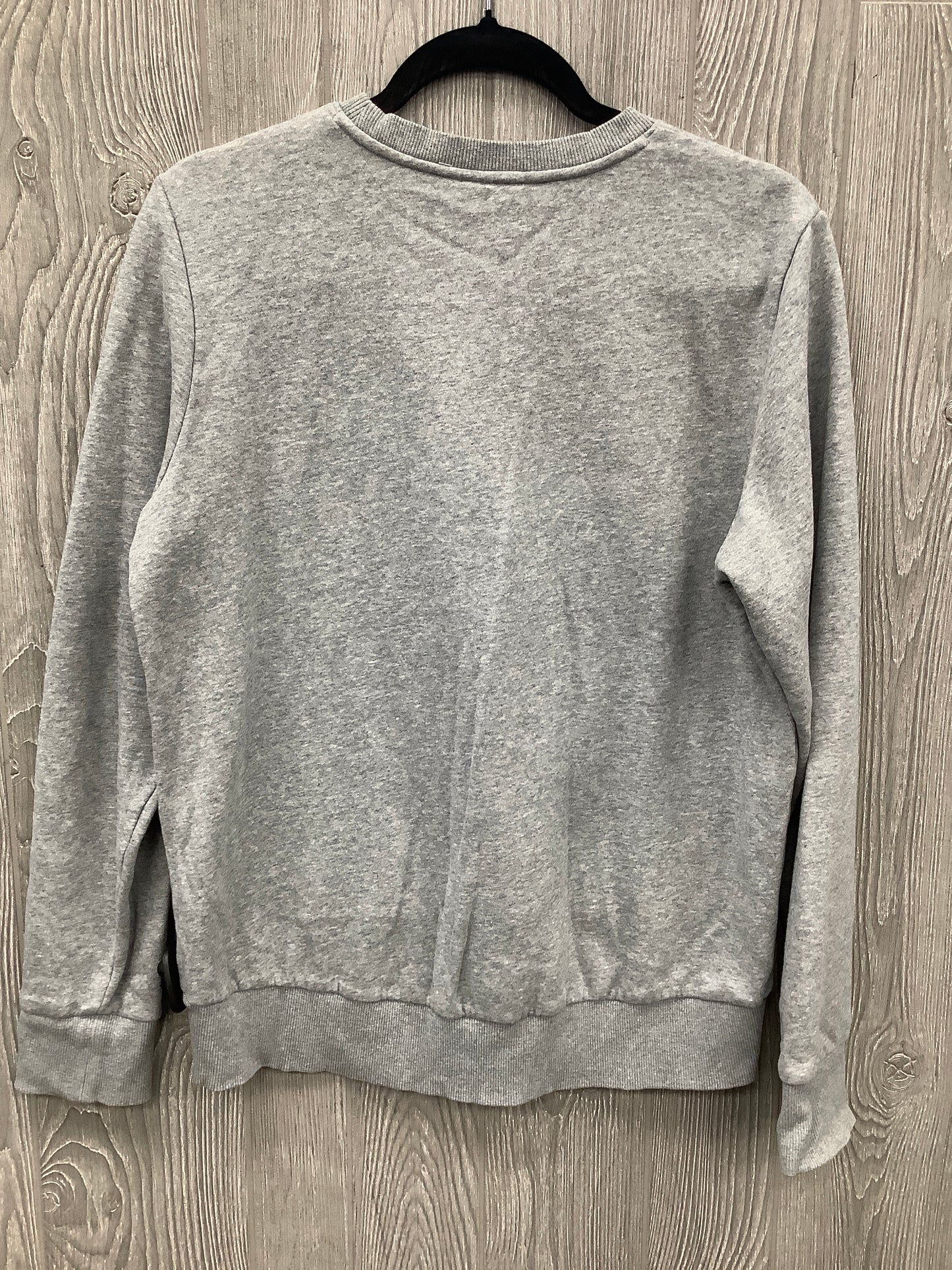 Athletic Sweatshirt Crewneck By Under Armour In Grey, Size: M