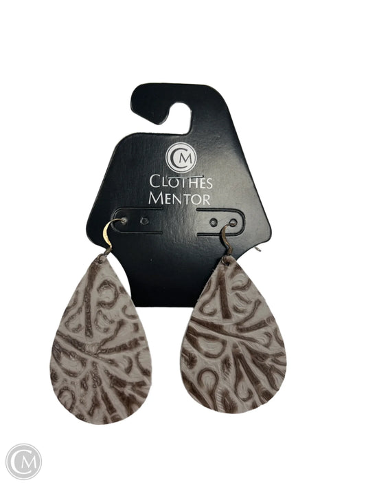 Earrings Other By Clothes Mentor