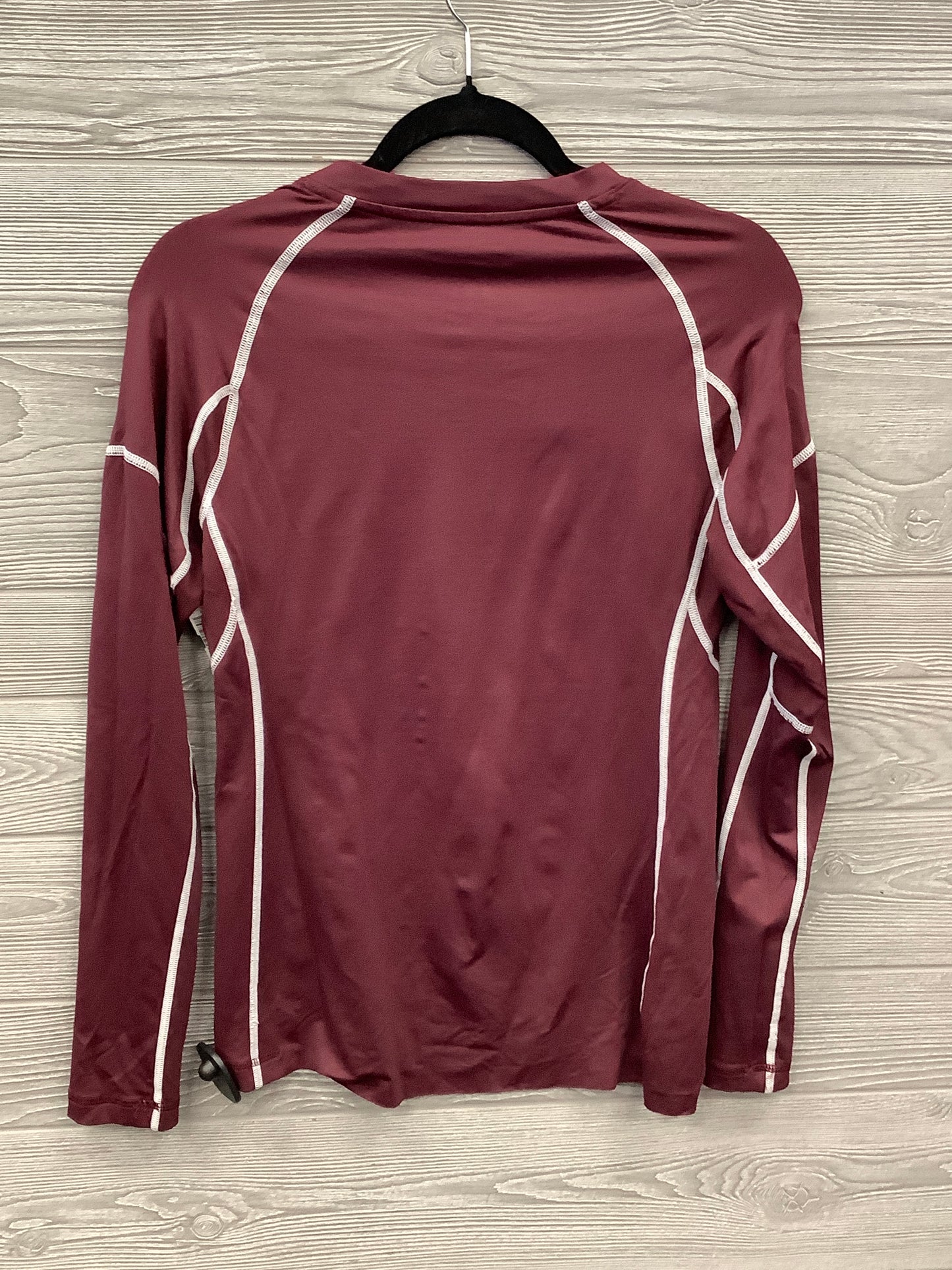 Athletic Top Long Sleeve Crewneck By Champion In Maroon, Size: S