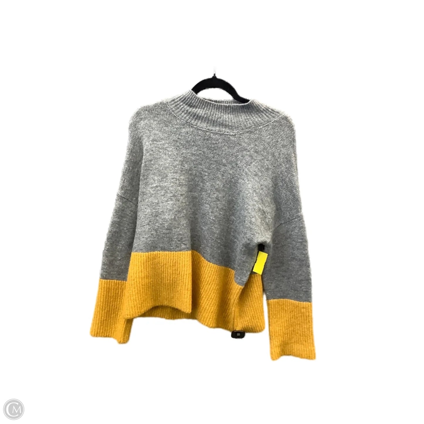 Sweater By Forever 21 In Grey & Yellow, Size: M