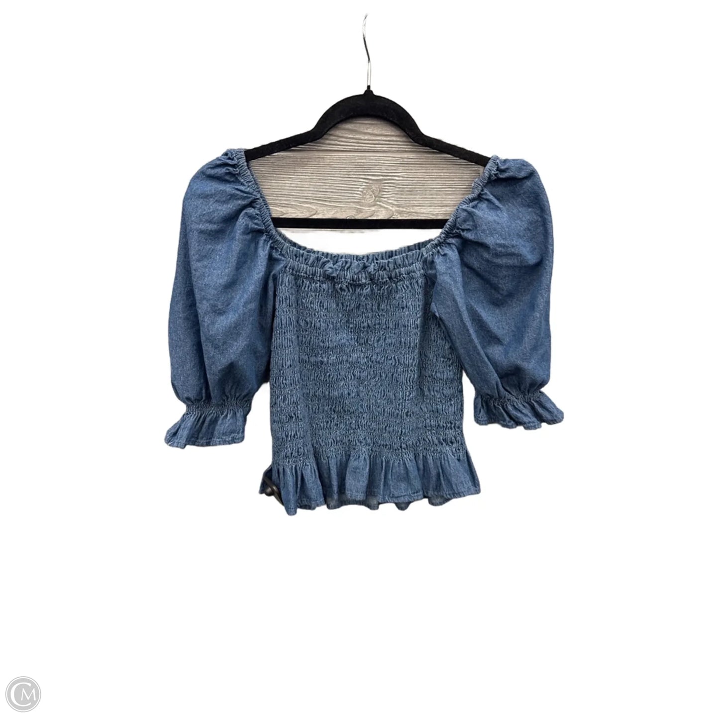 Top Short Sleeve By Clothes Mentor In Blue Denim, Size: M