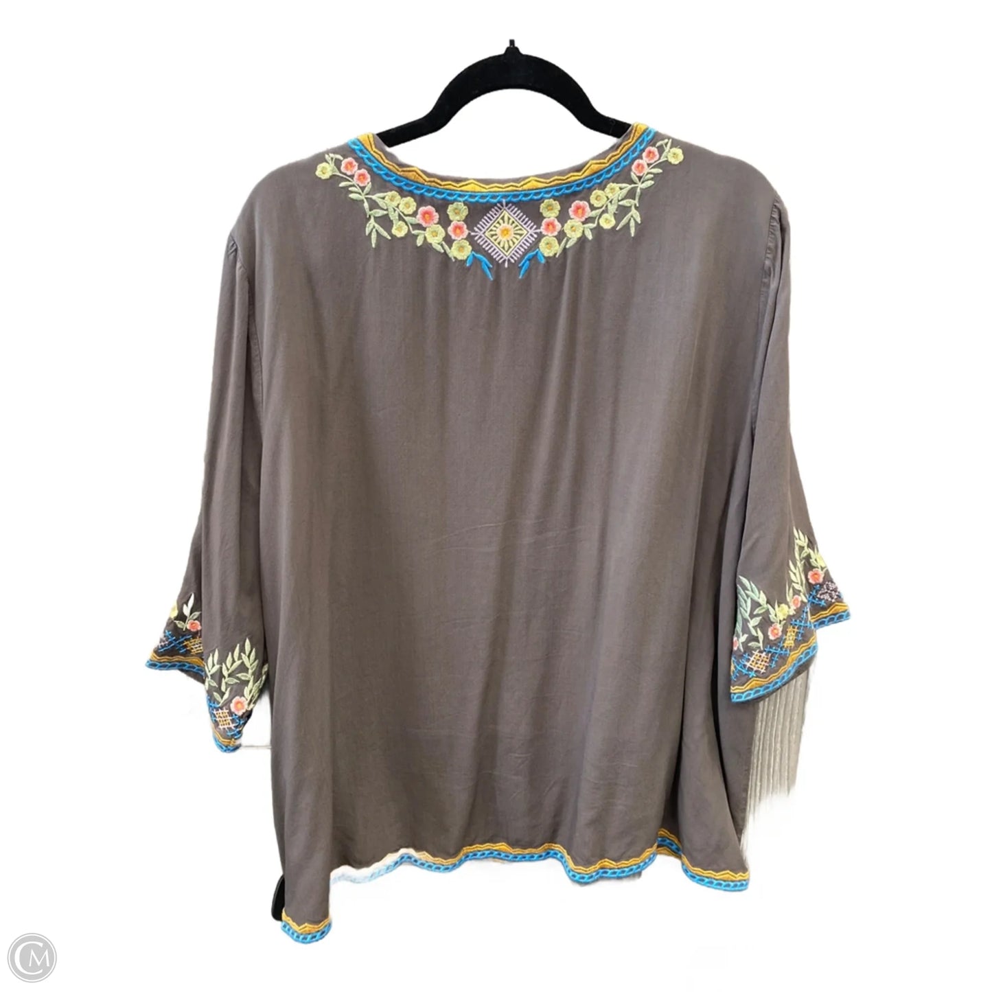 Top 3/4 Sleeve By Clothes Mentor In Grey, Size: 2x