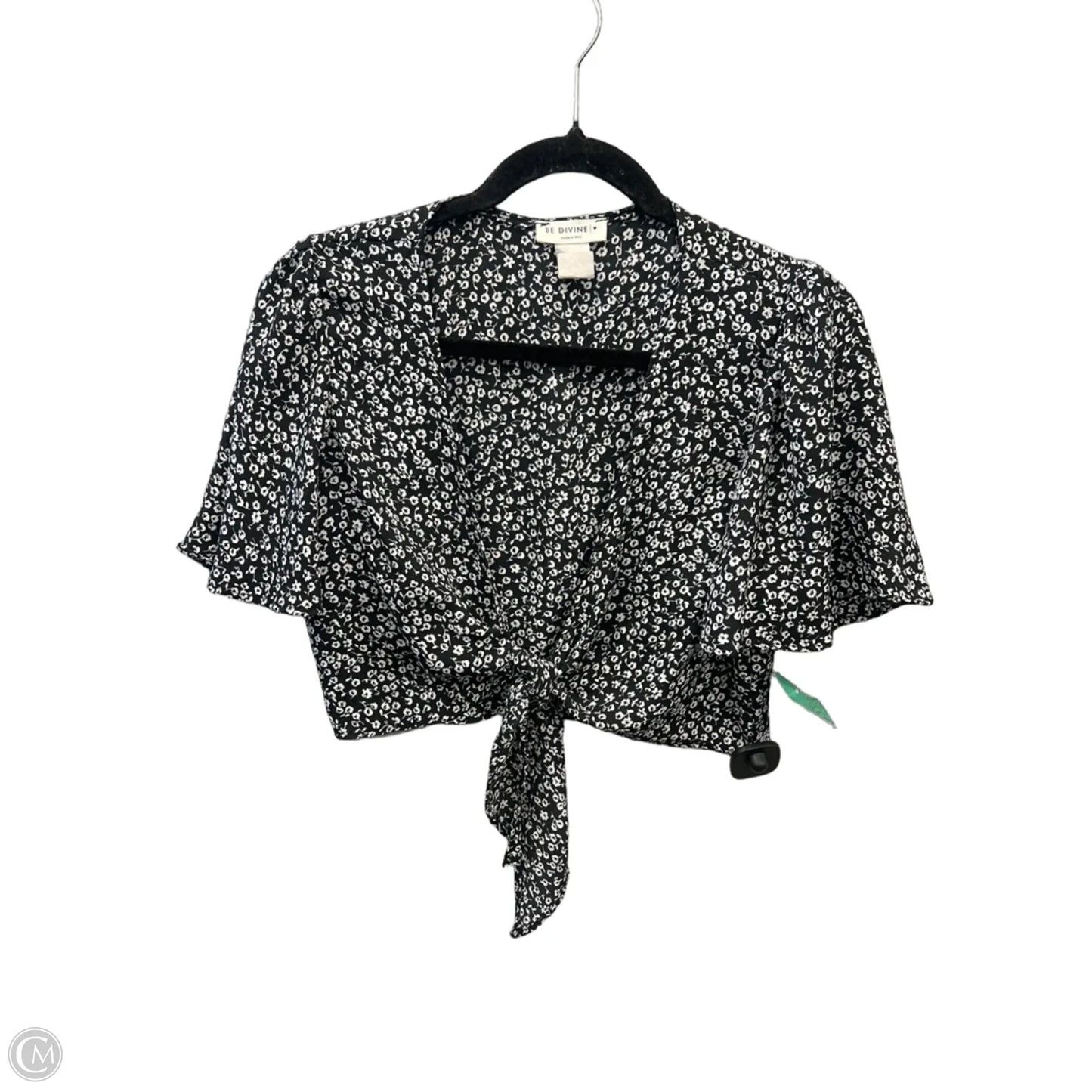 Shawl By Clothes Mentor In Black, Size: S