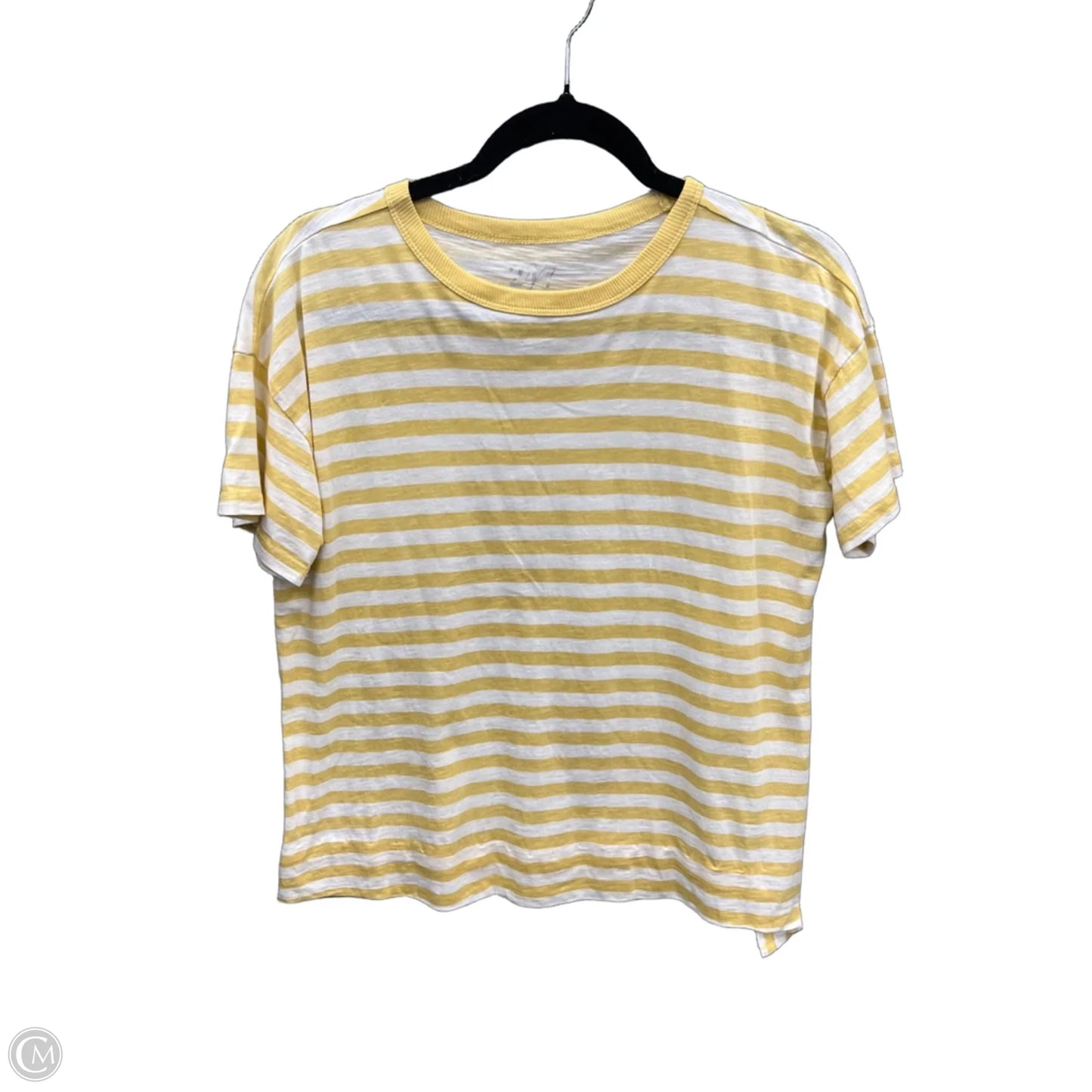 Top Short Sleeve By Maurices In Yellow, Size: M