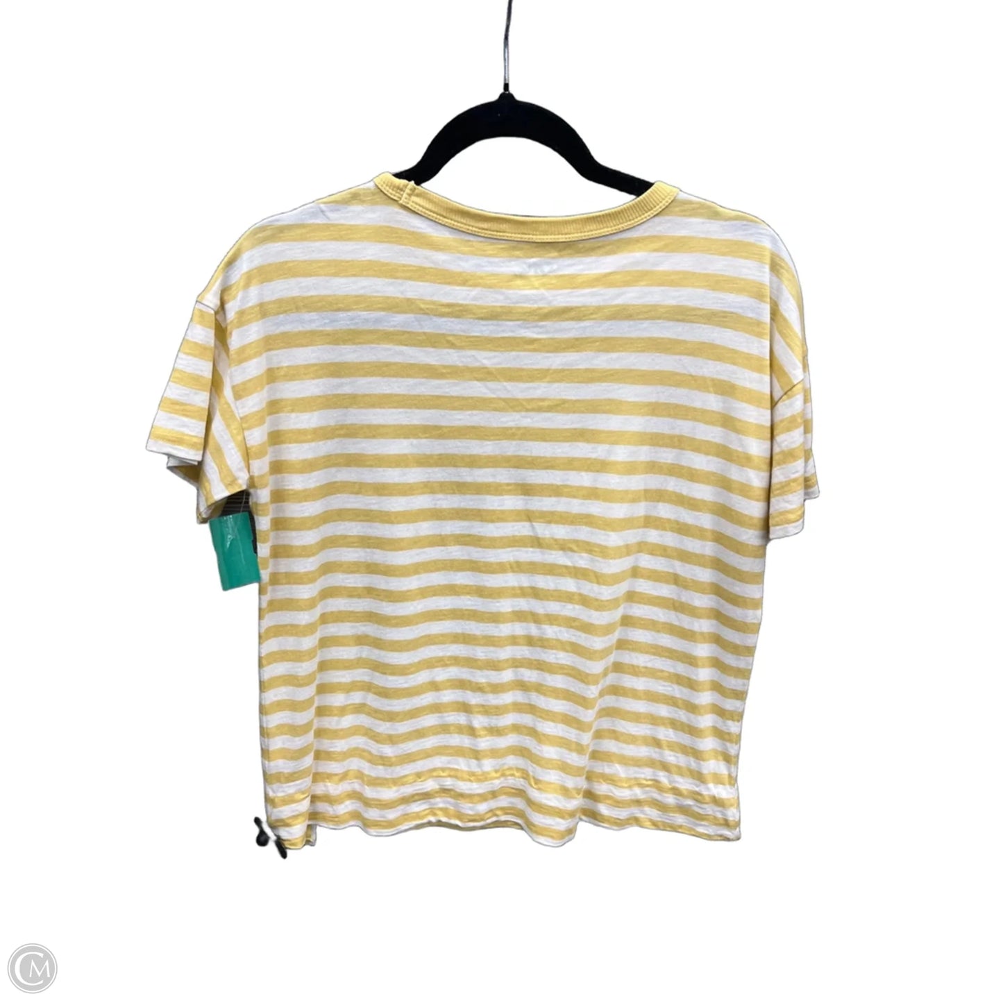 Top Short Sleeve By Maurices In Yellow, Size: M