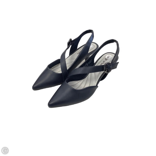 Shoes Heels Kitten By Easy Street In Navy, Size: 8