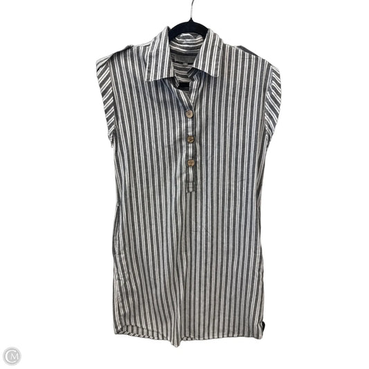 Dress Casual Short By Cmf In Grey, Size: M