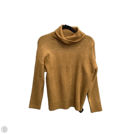 Sweater By Christopher And Banks In Gold, Size: Lp