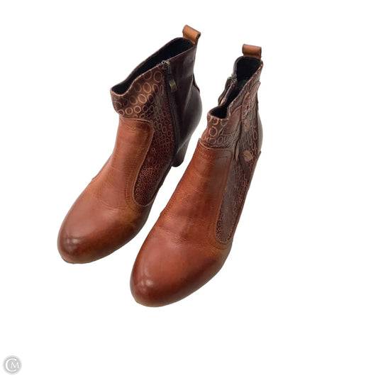 Boots Ankle Heels By Spring Step In Brown, Size: 8.5