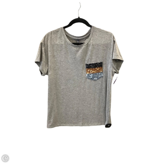 Top Short Sleeve By Massini In Grey, Size: L
