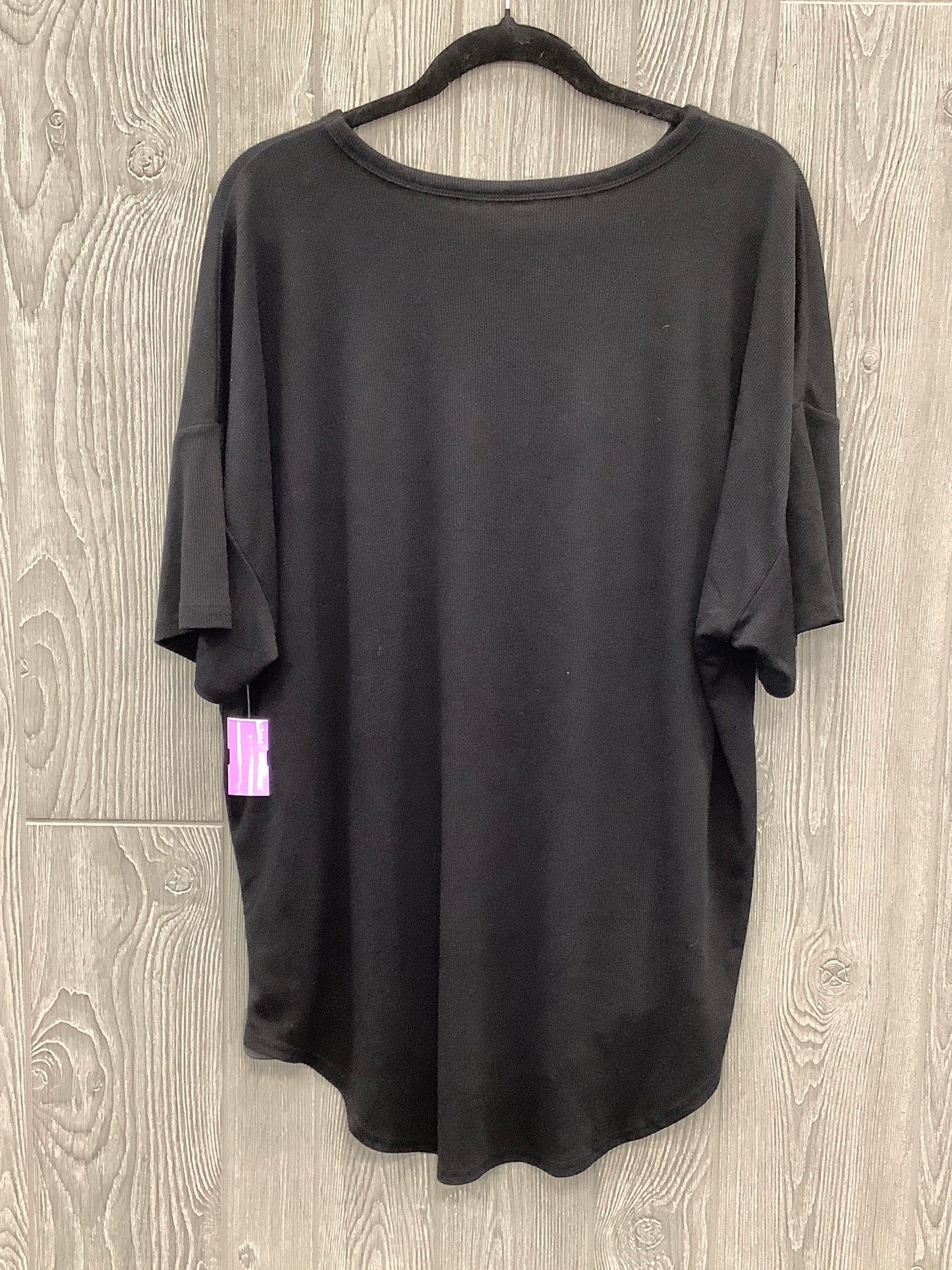 Black Top Short Sleeve Clothes Mentor, Size L