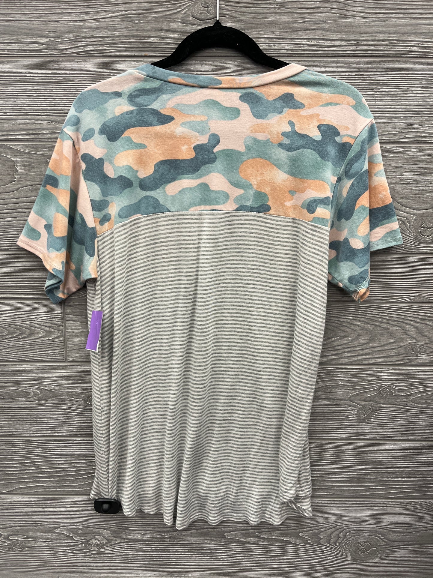 Top Short Sleeve By Vanilla Bay In Camouflage Print, Size: M