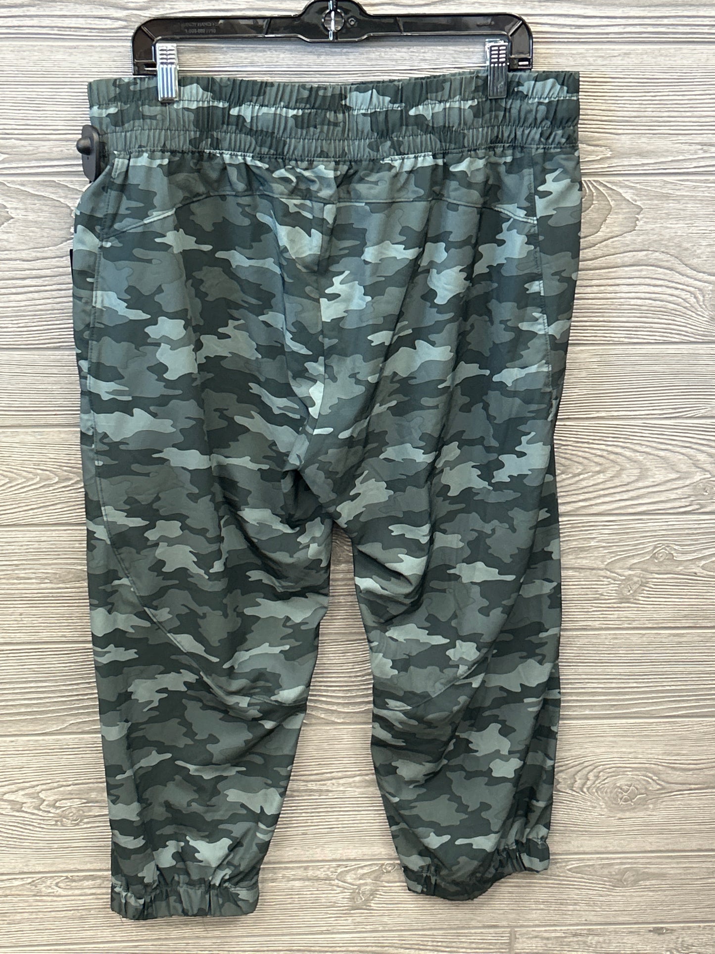 Athletic Pants By Kyodan In Camouflage Print, Size: Xl