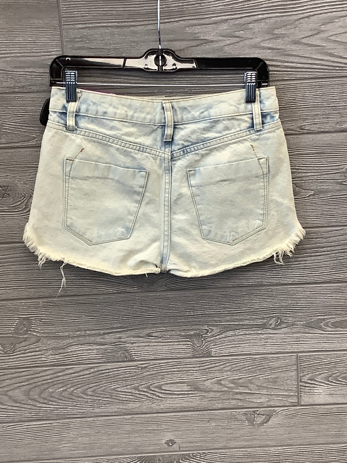 White Shorts Mossimo, Size 4