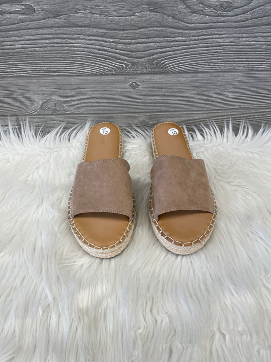 Sandals Flats By Old Navy In Tan, Size: 10