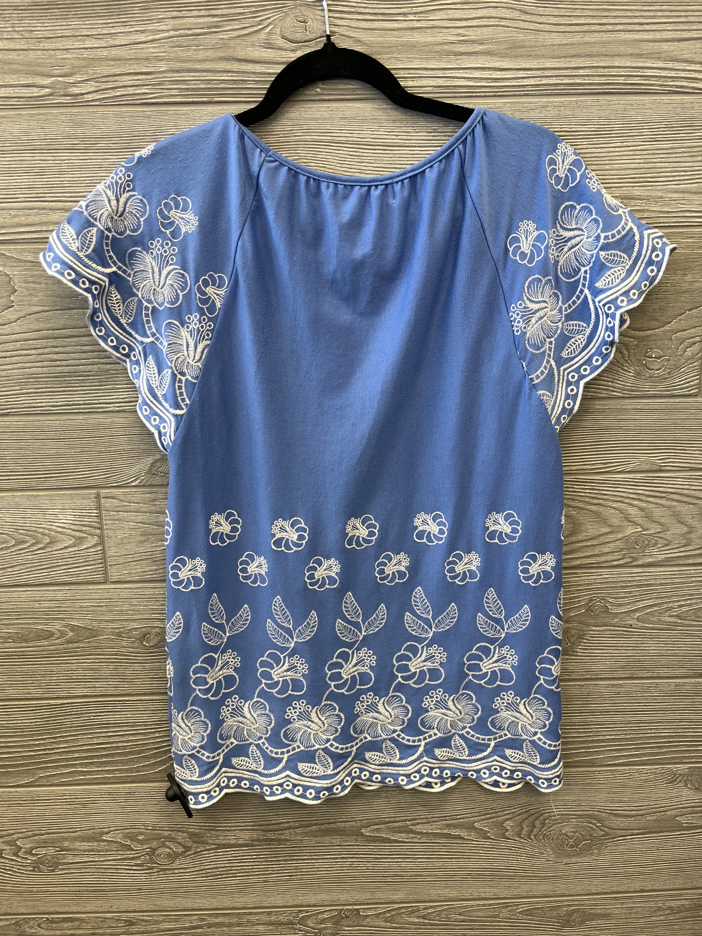 Top Short Sleeve By Fever In Blue, Size: Xs