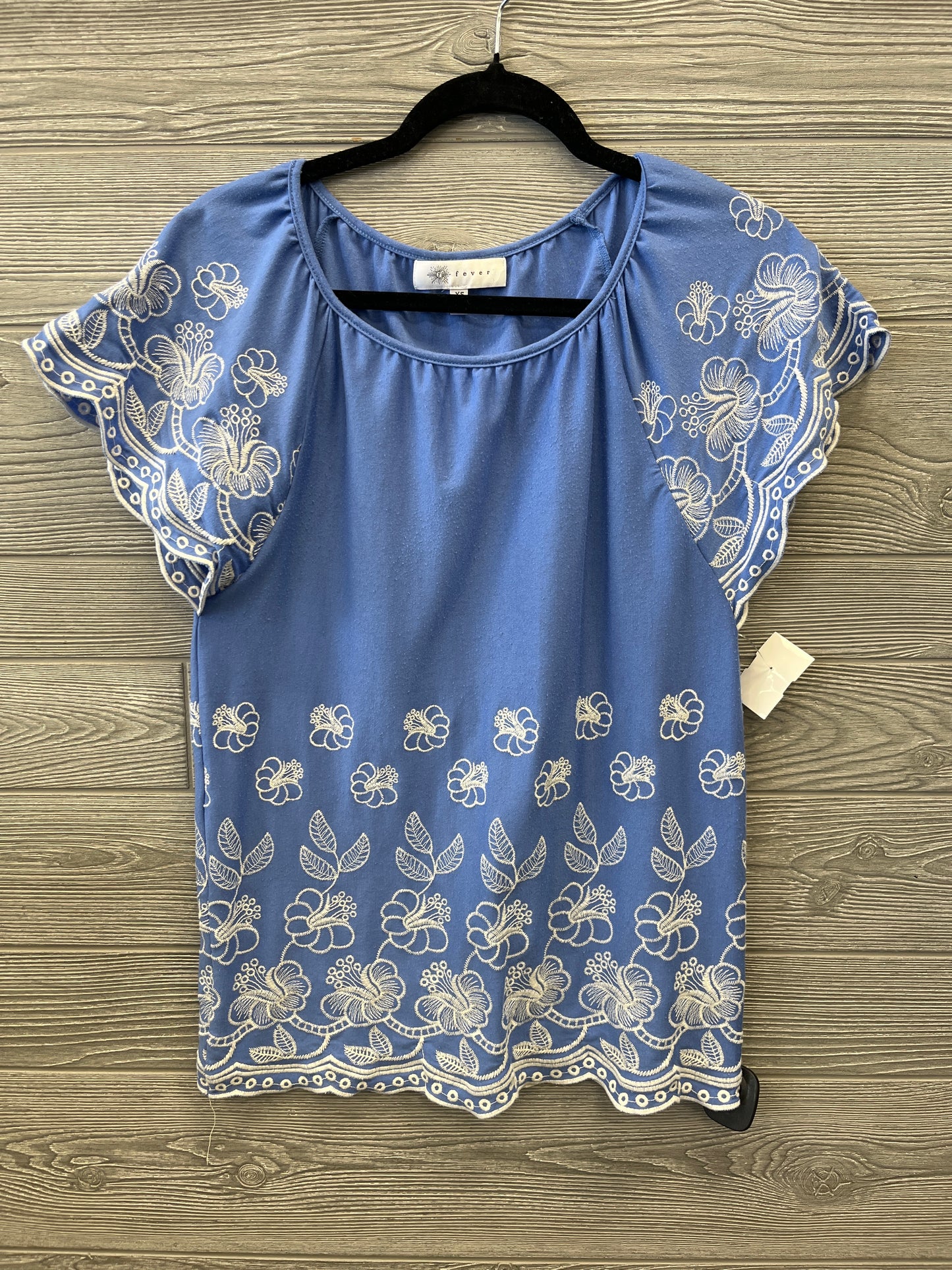 Top Short Sleeve By Fever In Blue, Size: Xs